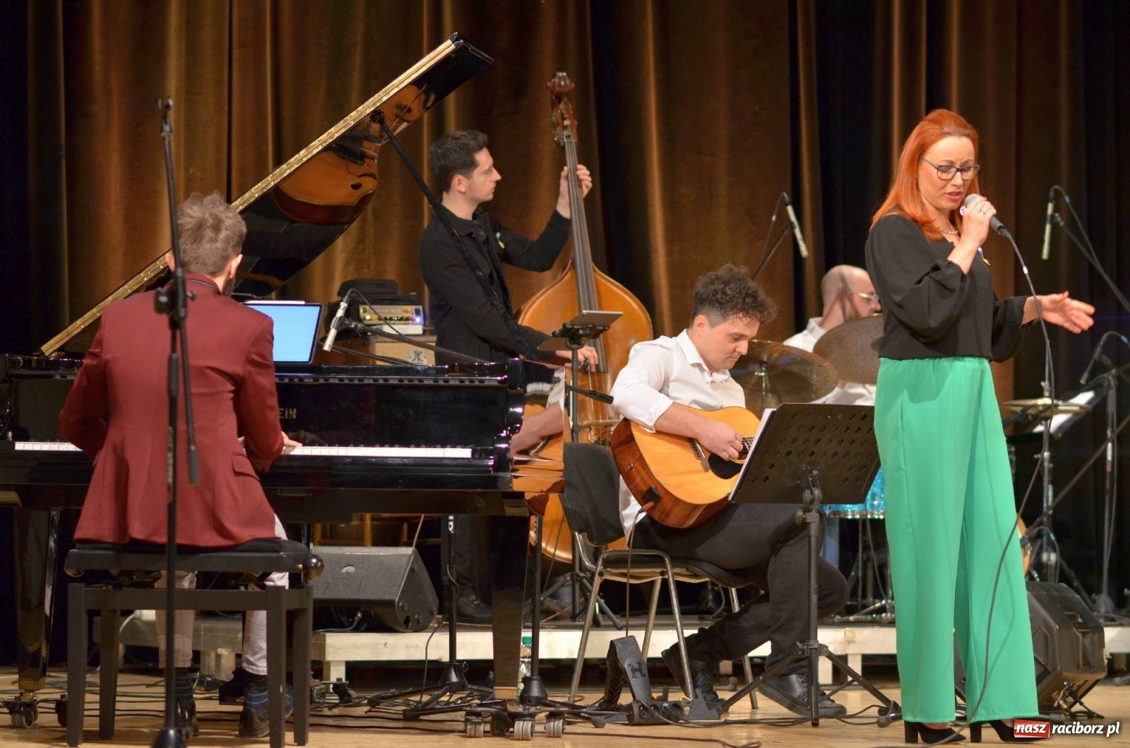 Zdjęcie w galerii na portalu naszraciborz.pl: Z miłości do Kobiet. Jazzowa sobota w RCK wiadomości z regionu