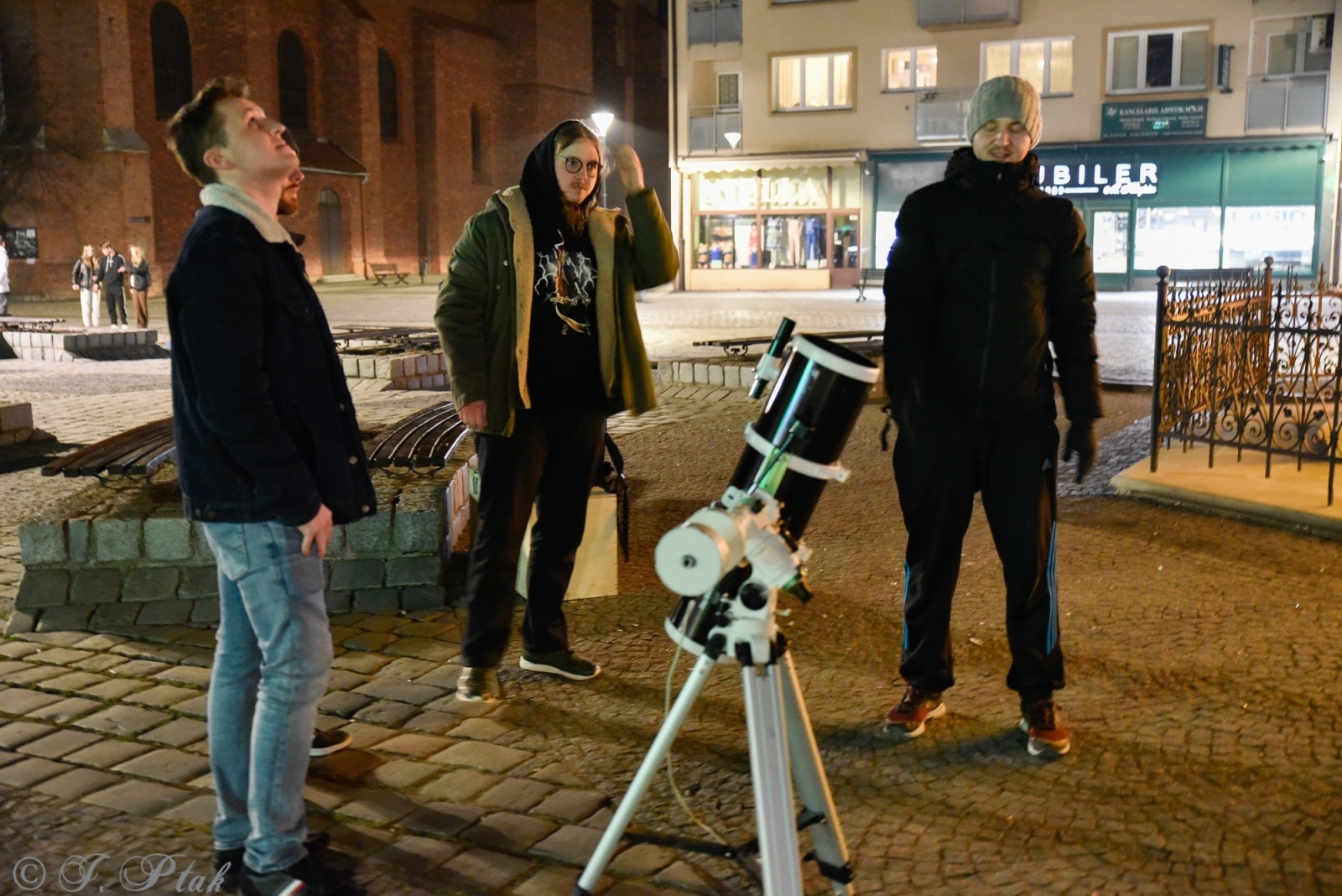 Zdjęcie w galerii na portalu naszraciborz.pl: Raciborzanin zaraża pasją do astronomii wiadomości z regionu