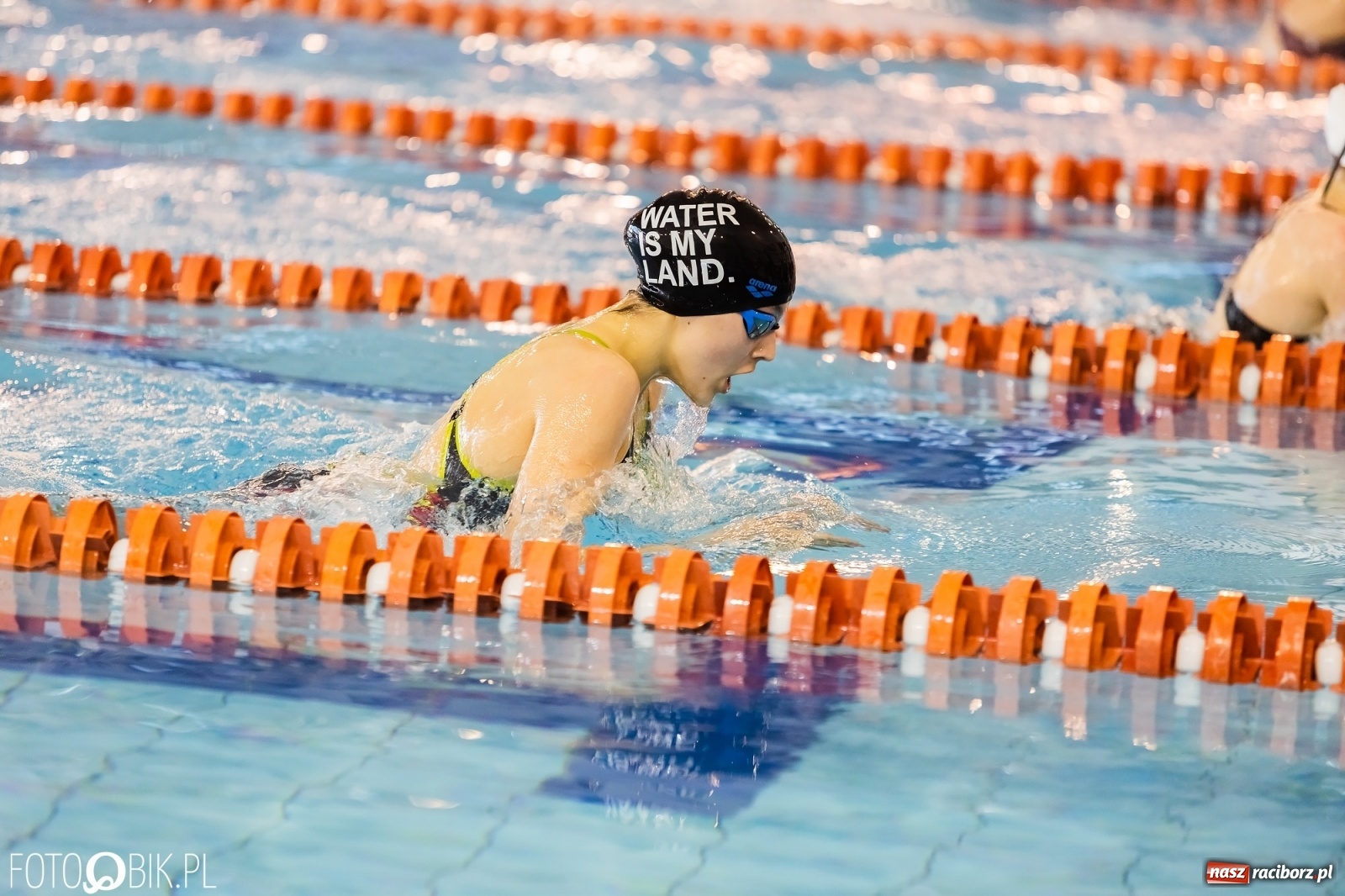 Zdjęcie w galerii na portalu naszraciborz.pl: Mistrzostwa Szkół Sportowych w Pływaniu w H2Ostróg wiadomości z regionu