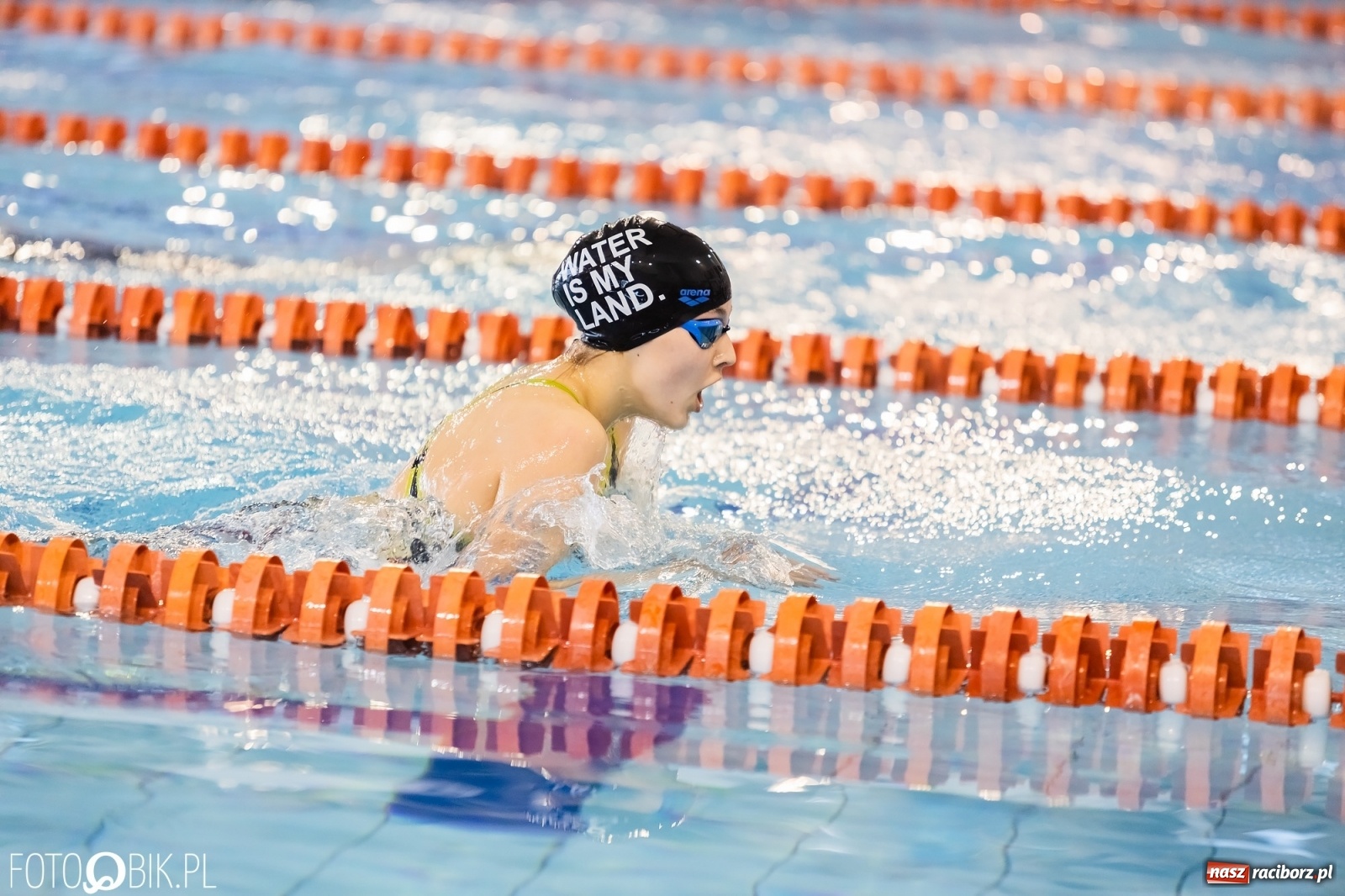 Zdjęcie w galerii na portalu naszraciborz.pl: Mistrzostwa Szkół Sportowych w Pływaniu w H2Ostróg wiadomości z regionu