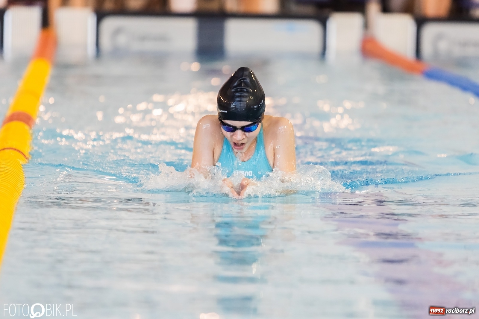 Zdjęcie w galerii na portalu naszraciborz.pl: Mistrzostwa Szkół Sportowych w Pływaniu w H2Ostróg wiadomości z regionu