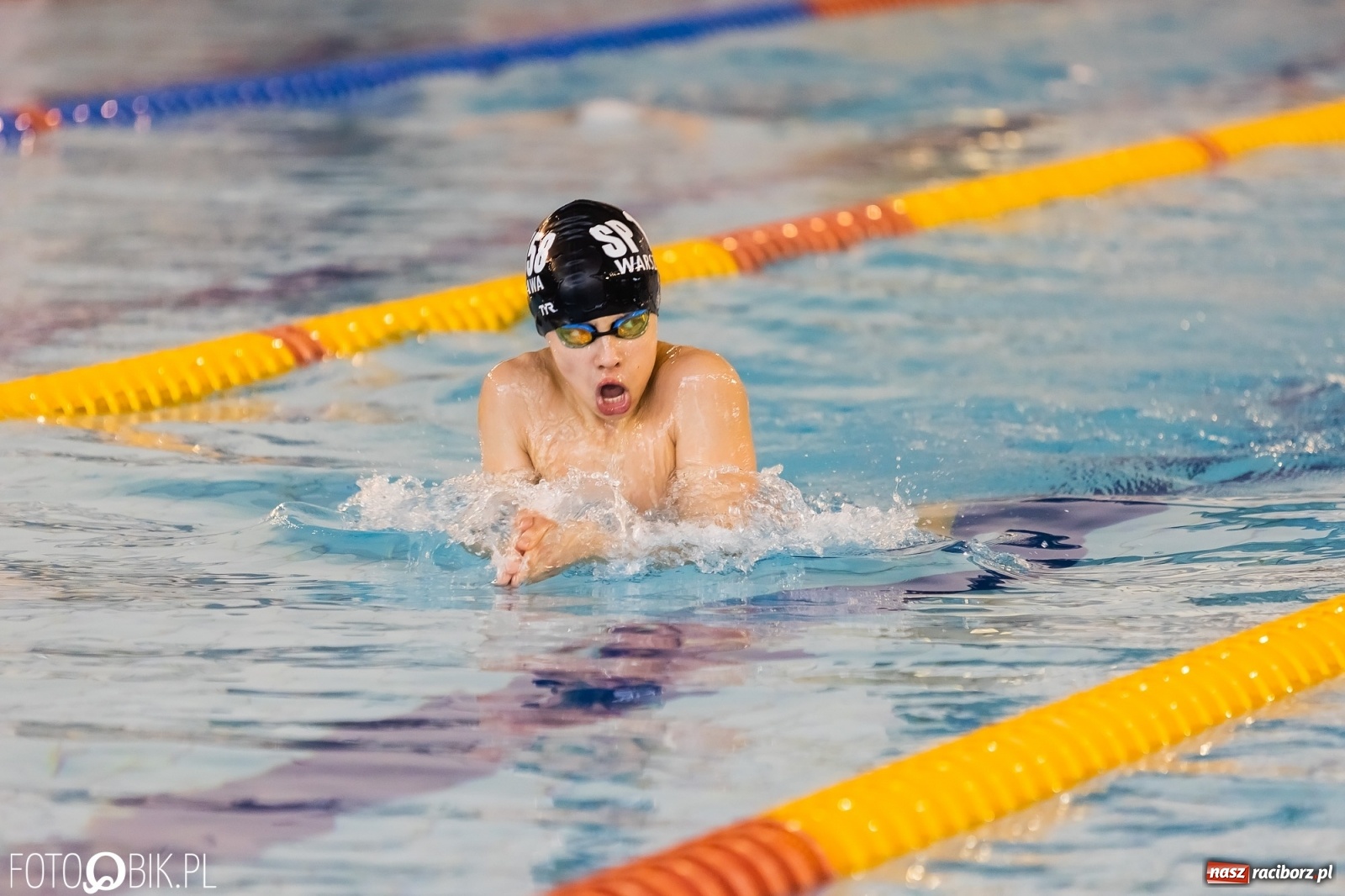 Zdjęcie w galerii na portalu naszraciborz.pl: Mistrzostwa Szkół Sportowych w Pływaniu w H2Ostróg wiadomości z regionu