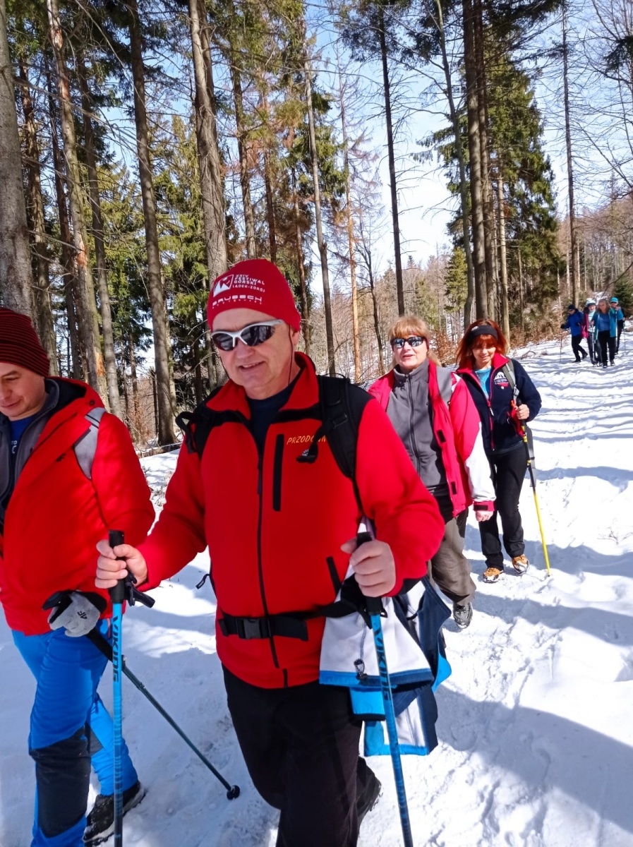 Zdjęcie w galerii na portalu naszraciborz.pl: Leskowiec i Łamana Skała - raciborzanie poznają Beskidy wiadomości z regionu