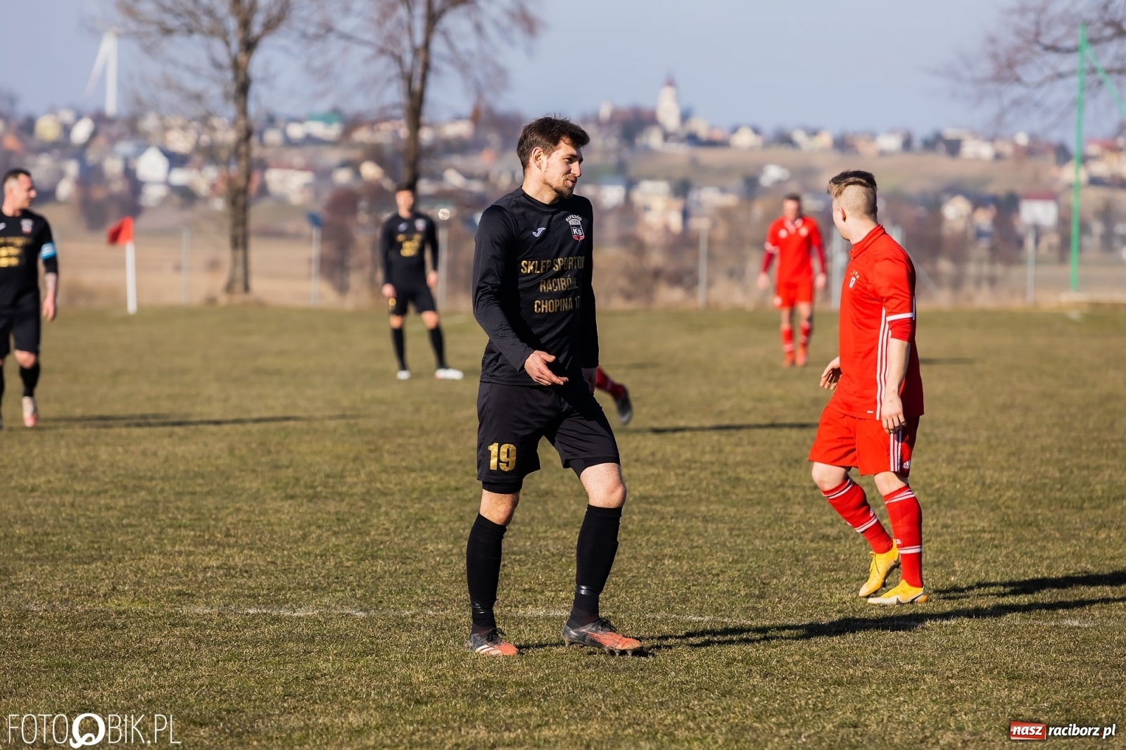 Zdjęcie w galerii na portalu naszraciborz.pl: Raszczyce uratowały punkt w starciu z Borucinem [FOTO] wiadomości z regionu