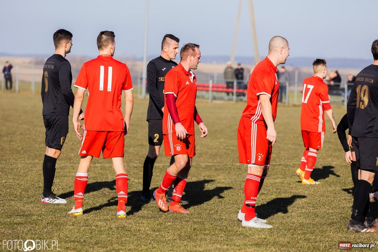 Zdjęcie w galerii na portalu naszraciborz.pl: Raszczyce uratowały punkt w starciu z Borucinem [FOTO] wiadomości z regionu