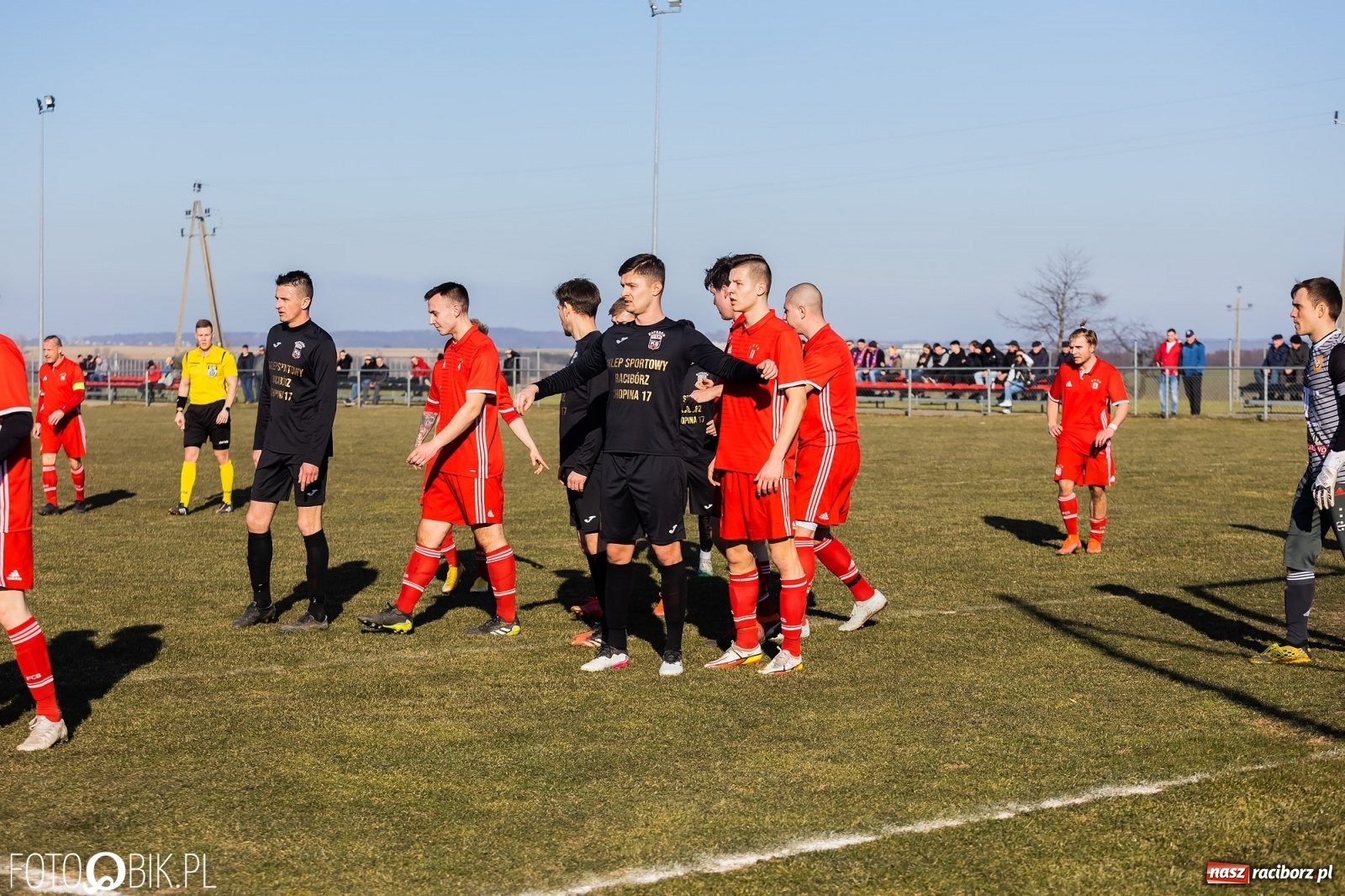 Zdjęcie w galerii na portalu naszraciborz.pl: Raszczyce uratowały punkt w starciu z Borucinem [FOTO] wiadomości z regionu