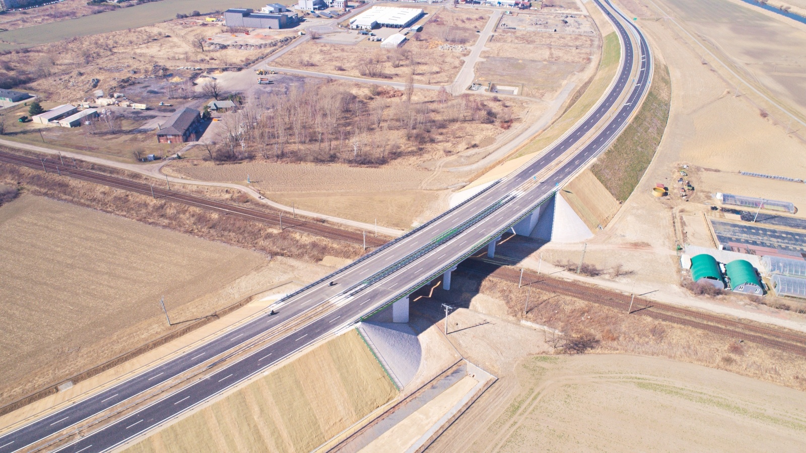 Zdjęcie w galerii na portalu naszraciborz.pl: Wschodnia obwodnica Raciborza aspiruje do miana budowy XXI w. wiadomości z regionu