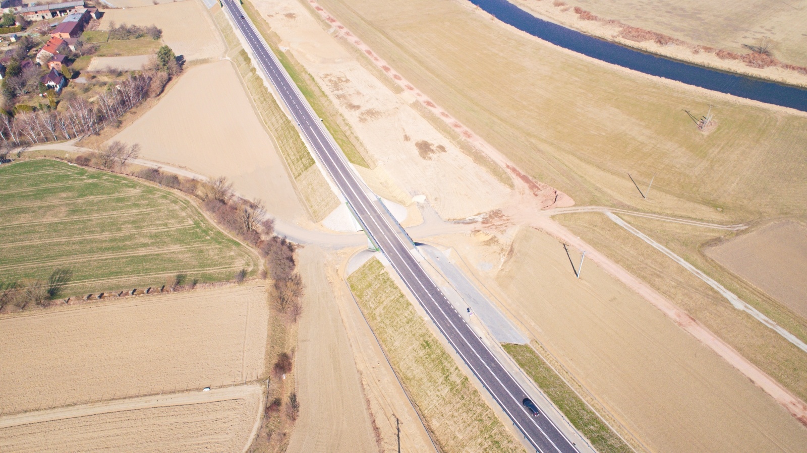 Zdjęcie w galerii na portalu naszraciborz.pl: Wschodnia obwodnica Raciborza aspiruje do miana budowy XXI w. wiadomości z regionu