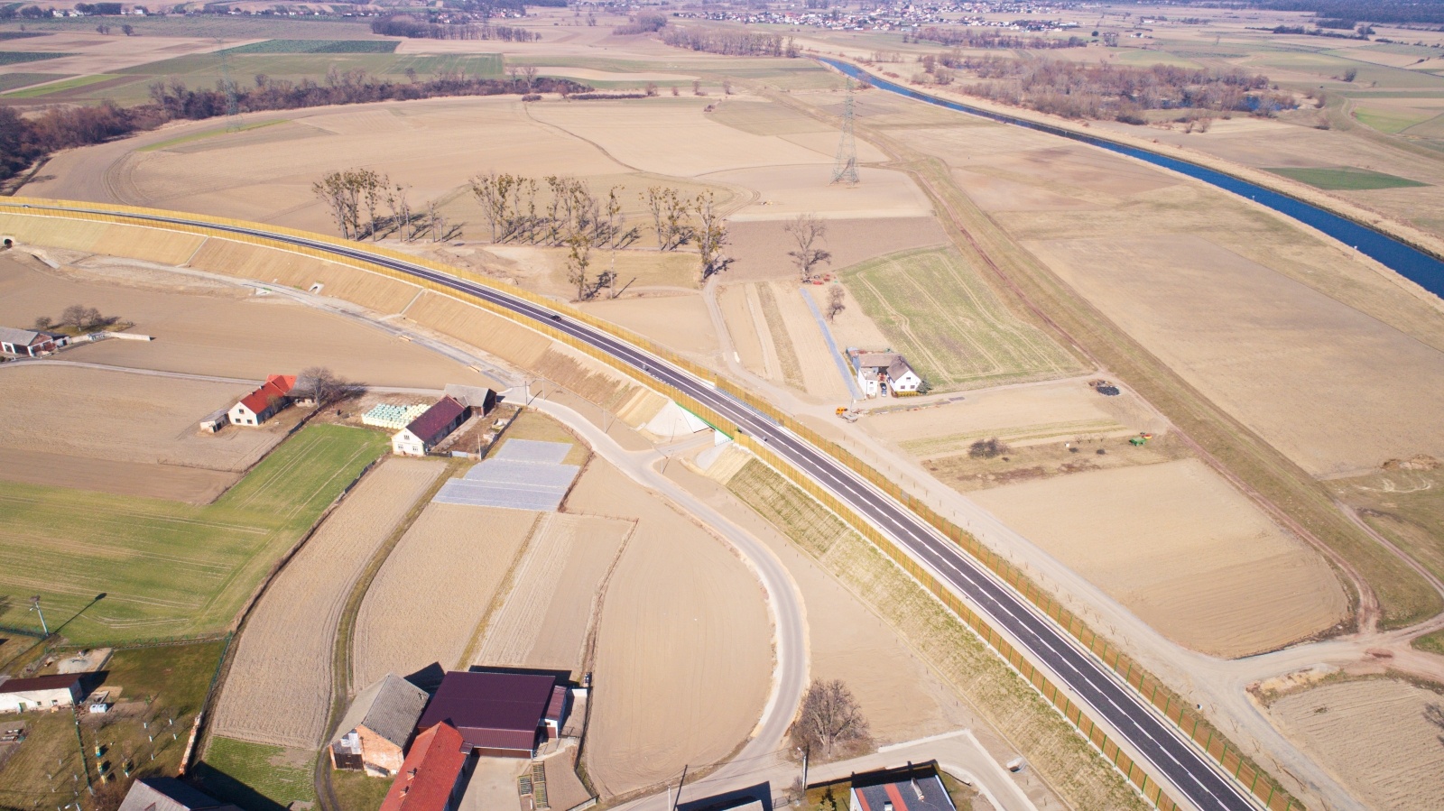 Zdjęcie w galerii na portalu naszraciborz.pl: Wschodnia obwodnica Raciborza aspiruje do miana budowy XXI w. wiadomości z regionu