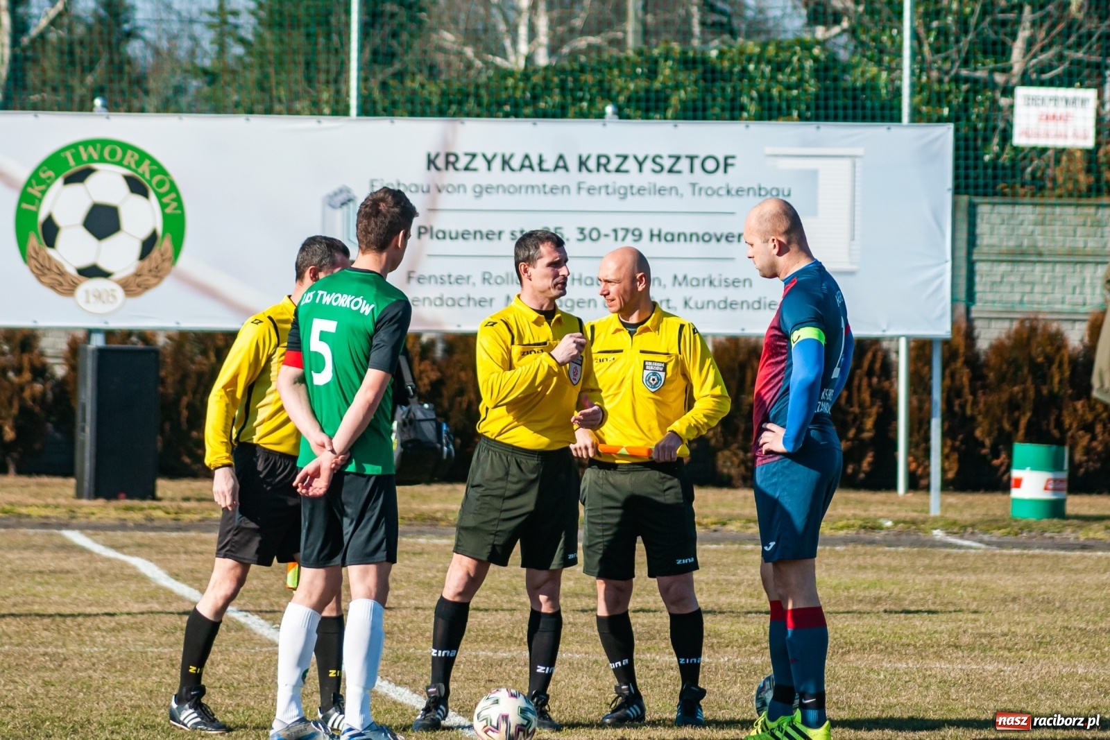 Zdjęcie w galerii na portalu naszraciborz.pl: Outsider pozbawił Tworków zwycięstwa [FOTO] wiadomości z regionu