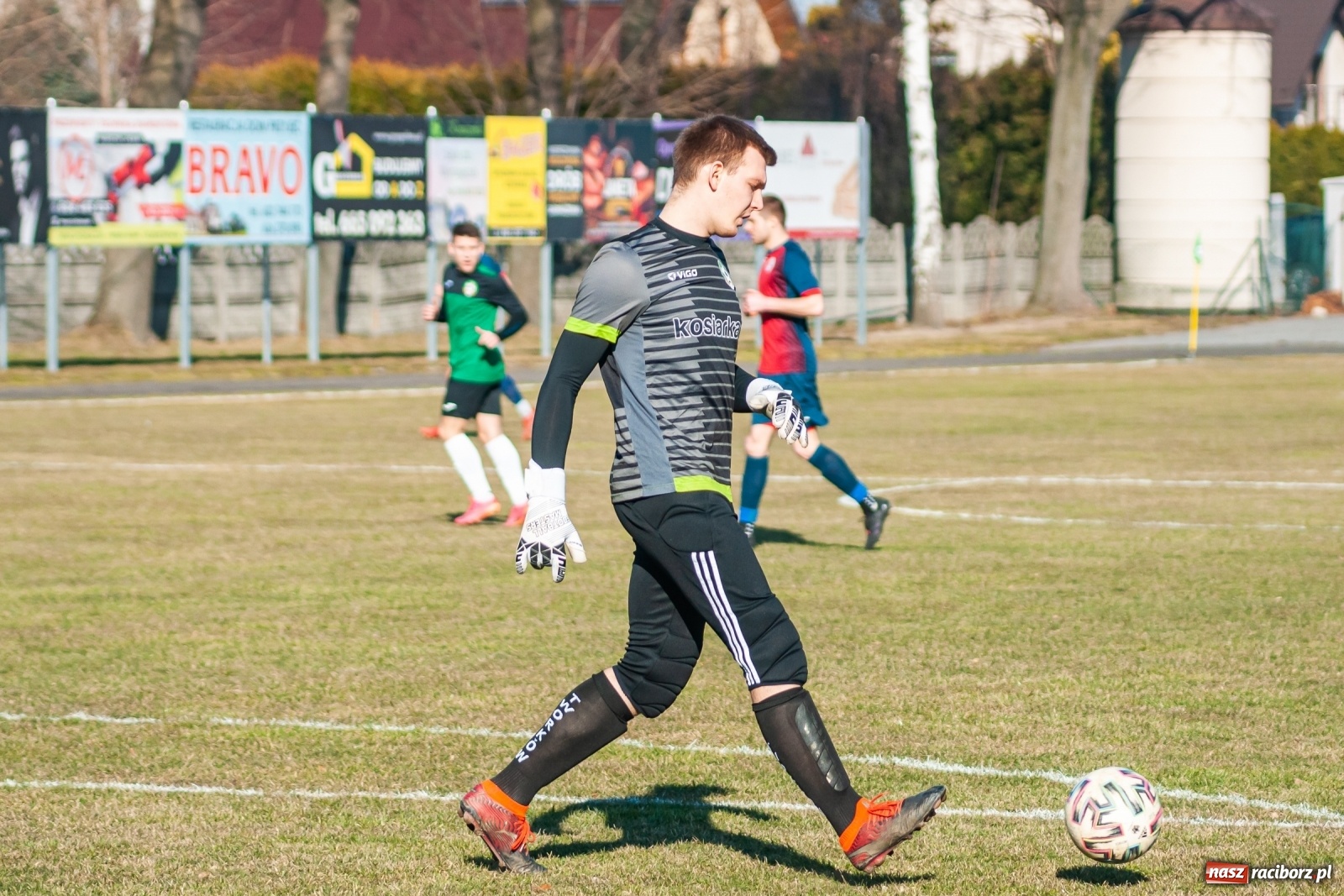 Zdjęcie w galerii na portalu naszraciborz.pl: Outsider pozbawił Tworków zwycięstwa [FOTO] wiadomości z regionu