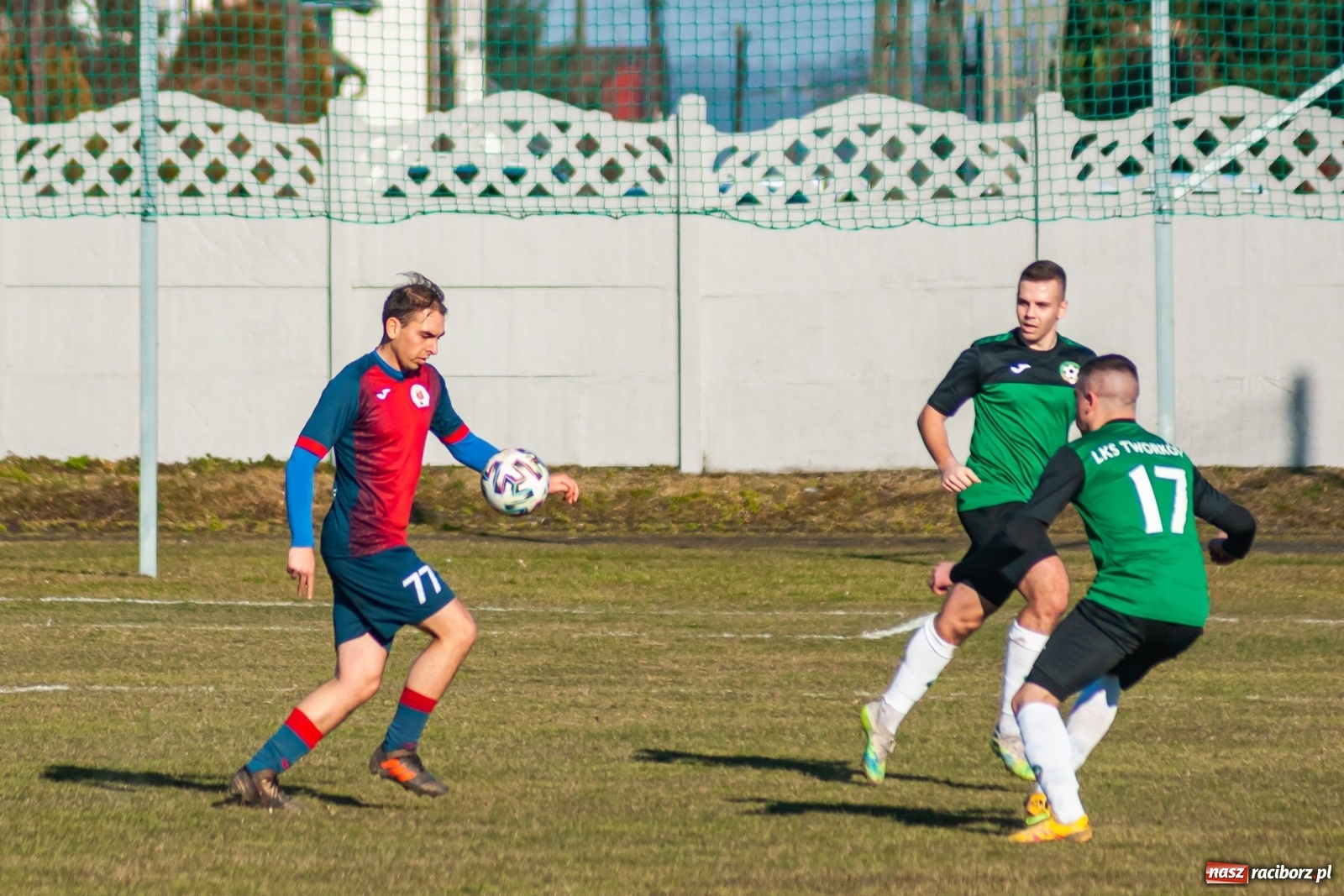 Zdjęcie w galerii na portalu naszraciborz.pl: Outsider pozbawił Tworków zwycięstwa [FOTO] wiadomości z regionu