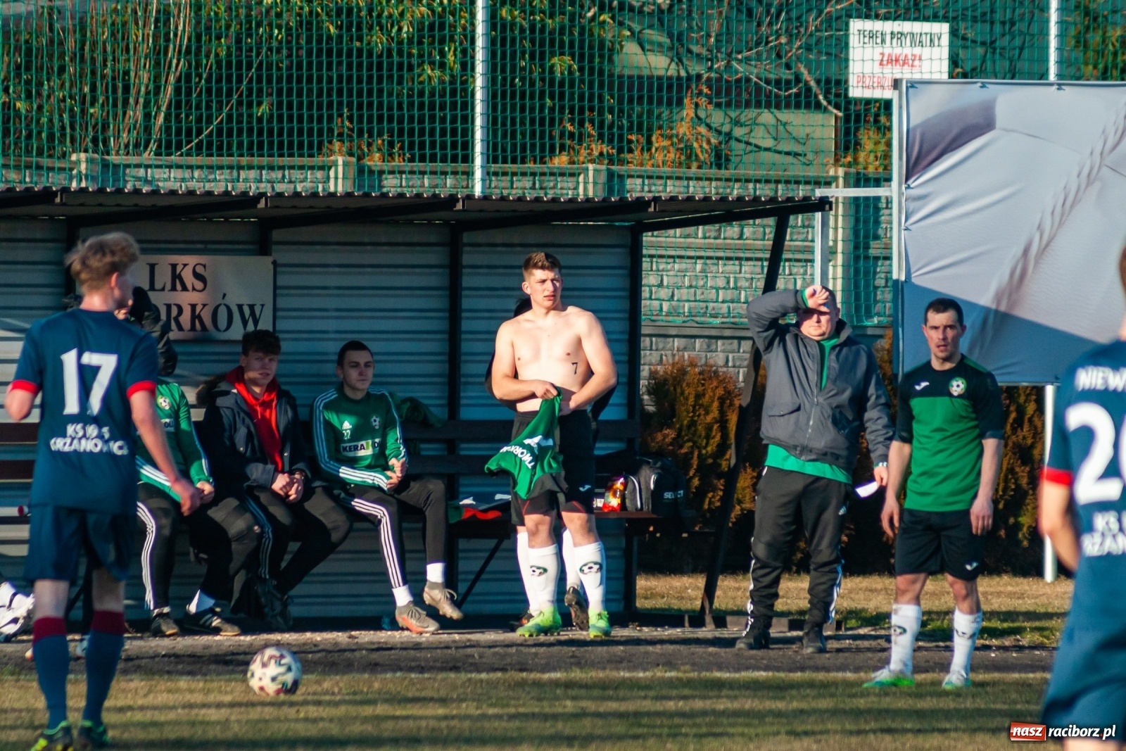 Zdjęcie w galerii na portalu naszraciborz.pl: Outsider pozbawił Tworków zwycięstwa [FOTO] wiadomości z regionu
