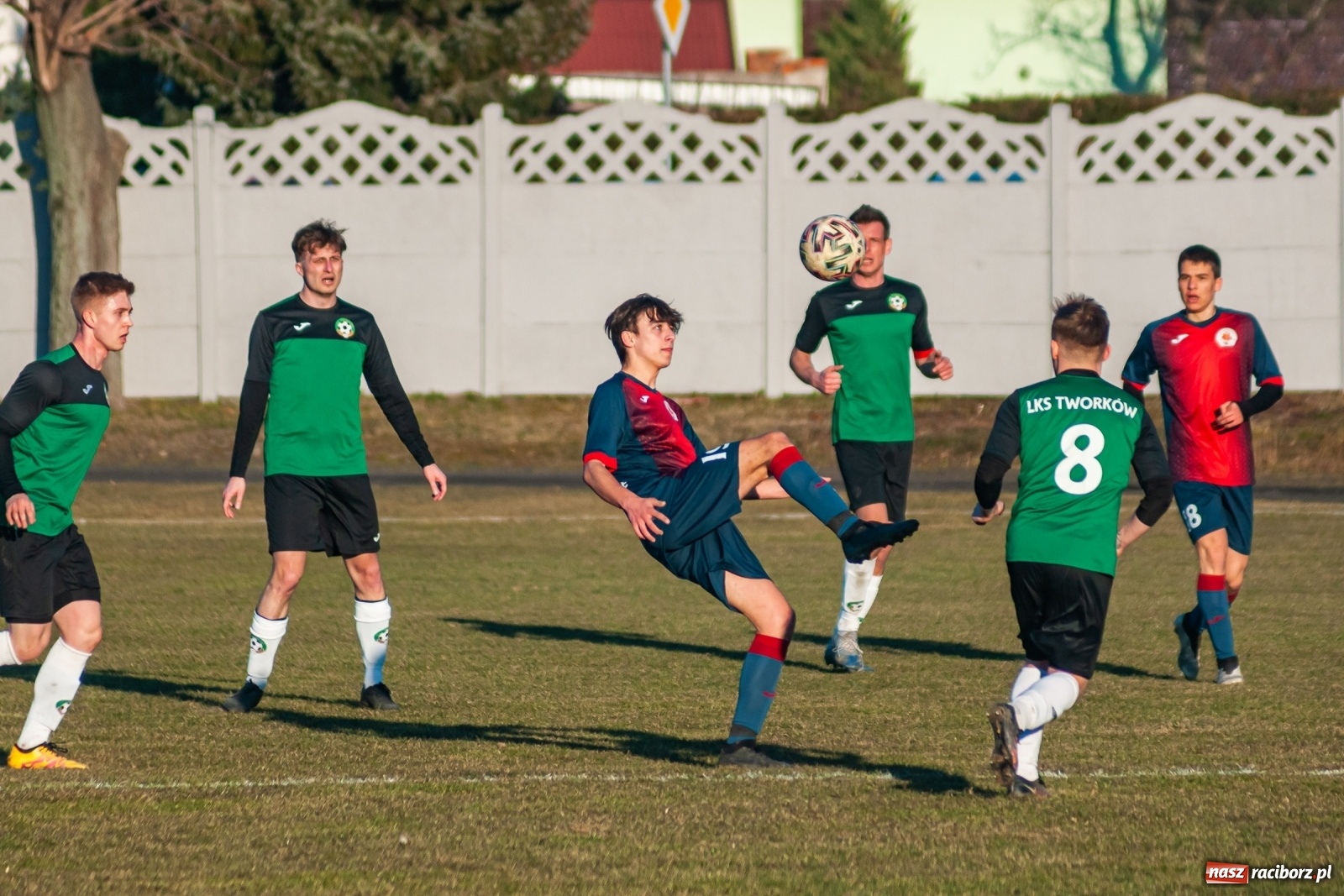 Zdjęcie w galerii na portalu naszraciborz.pl: Outsider pozbawił Tworków zwycięstwa [FOTO] wiadomości z regionu