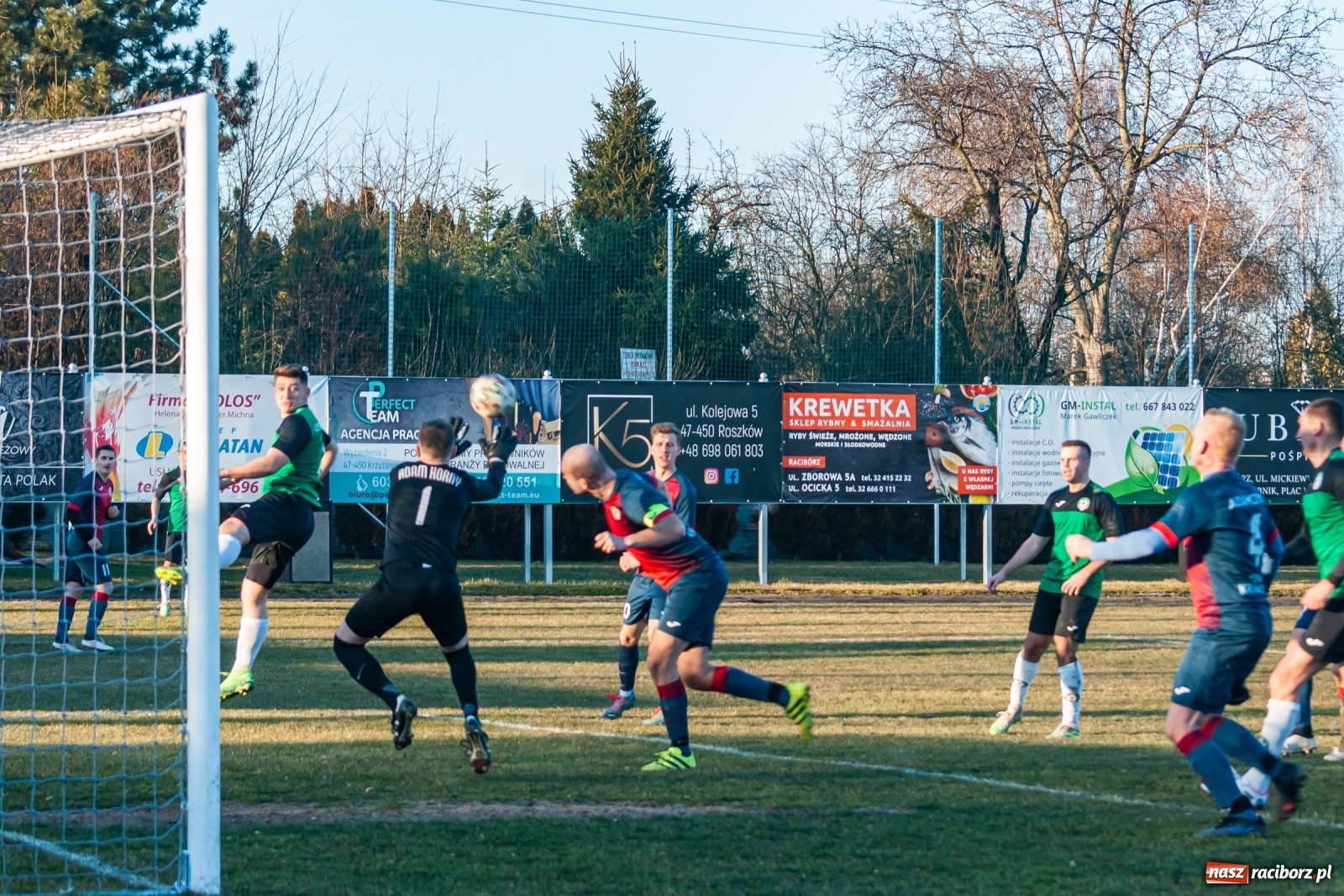 Zdjęcie w galerii na portalu naszraciborz.pl: Outsider pozbawił Tworków zwycięstwa [FOTO] wiadomości z regionu