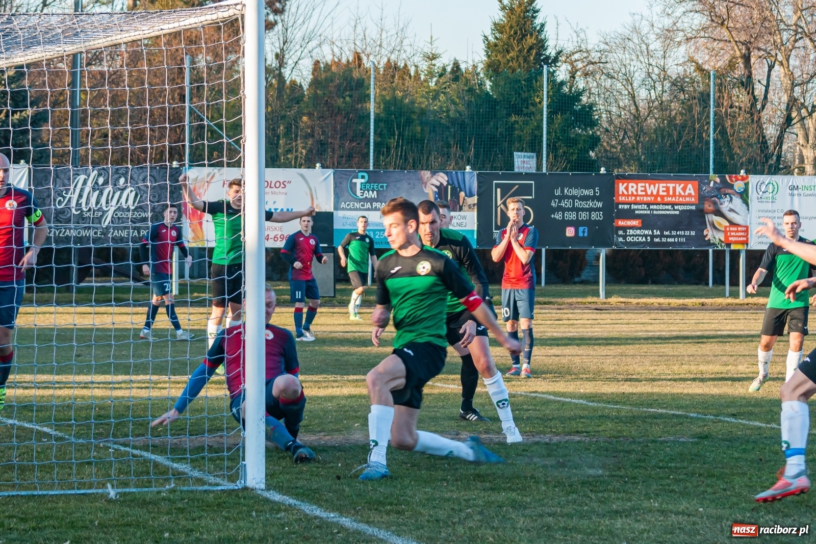 Zdjęcie w galerii na portalu naszraciborz.pl: Outsider pozbawił Tworków zwycięstwa [FOTO] wiadomości z regionu