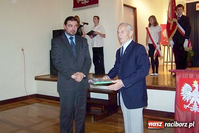 Zdjęcie w galerii na portalu naszraciborz.pl: Obchody Dnia Niepodległości w G5 wiadomości z regionu