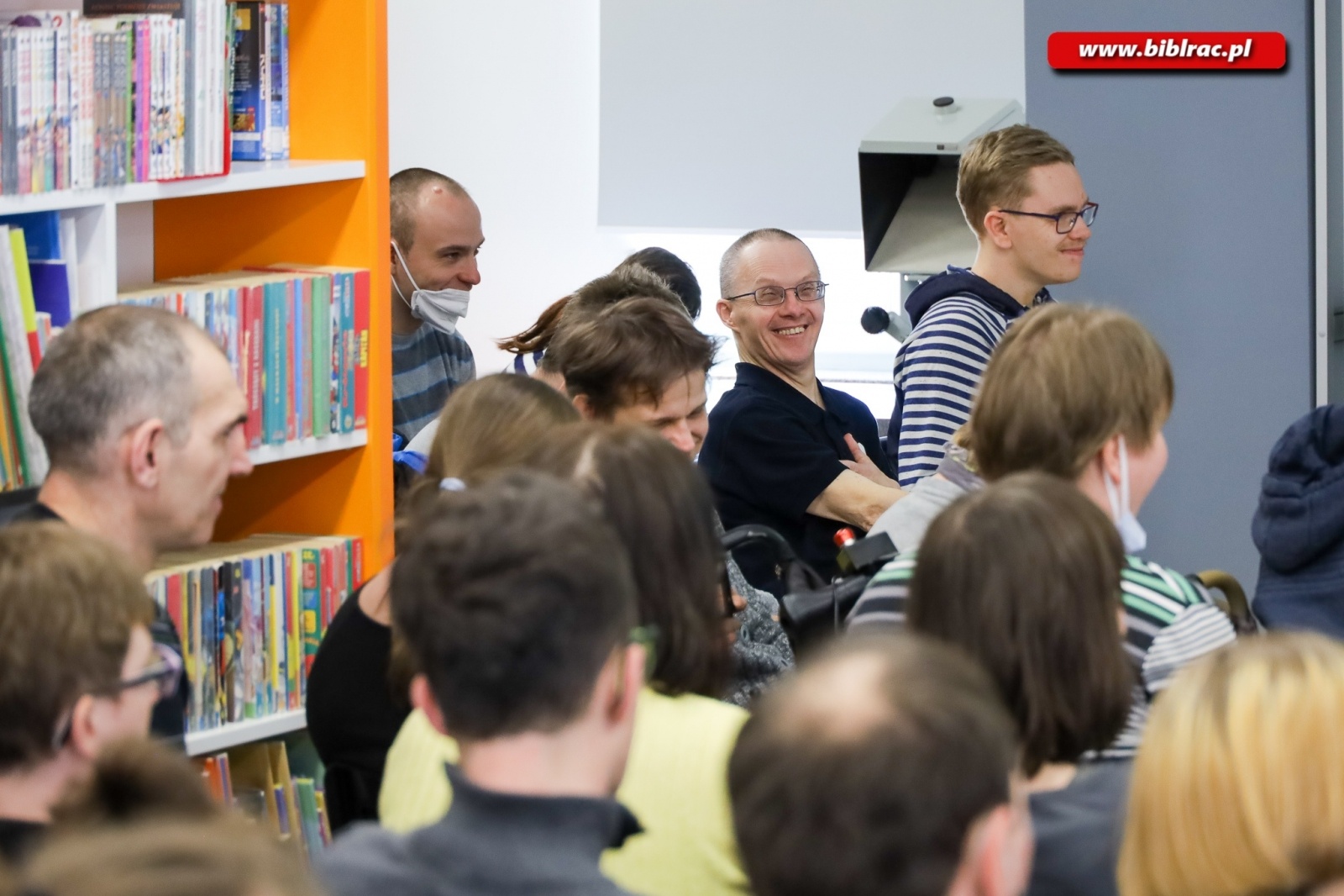 Zdjęcie w galerii na portalu naszraciborz.pl: Jednooka Wojowniczka motywowała w bibliotece wiadomości z regionu