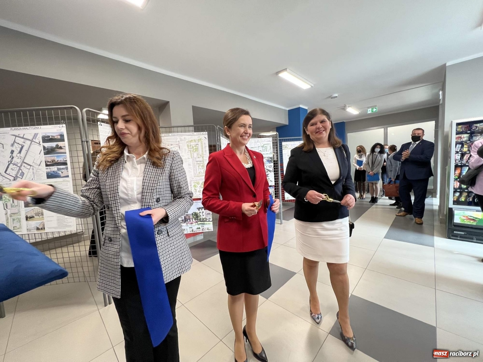 Zdjęcie w galerii na portalu naszraciborz.pl: Kształcenie pielęgniarek w Raciborzu wkroczyło w nowy wymiar wiadomości z regionu