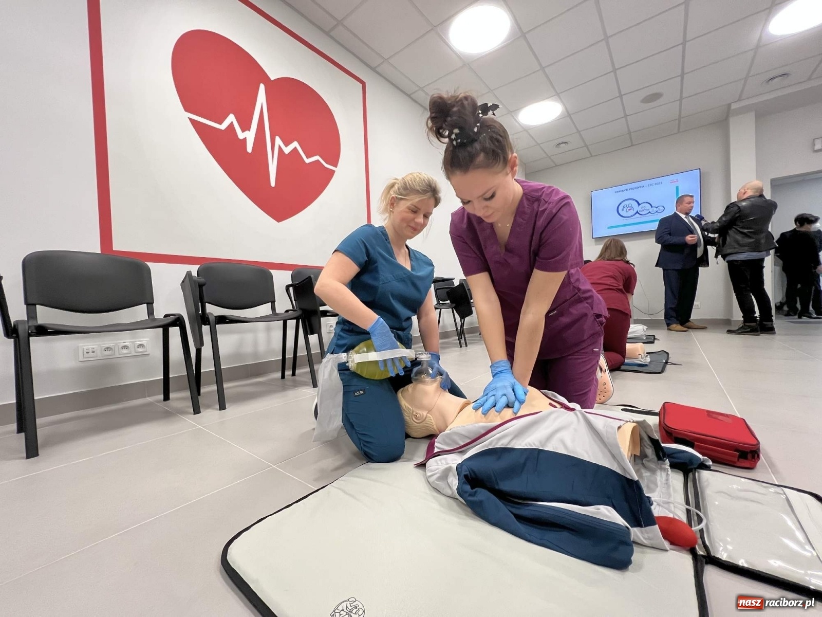 Zdjęcie w galerii na portalu naszraciborz.pl: Kształcenie pielęgniarek w Raciborzu wkroczyło w nowy wymiar wiadomości z regionu