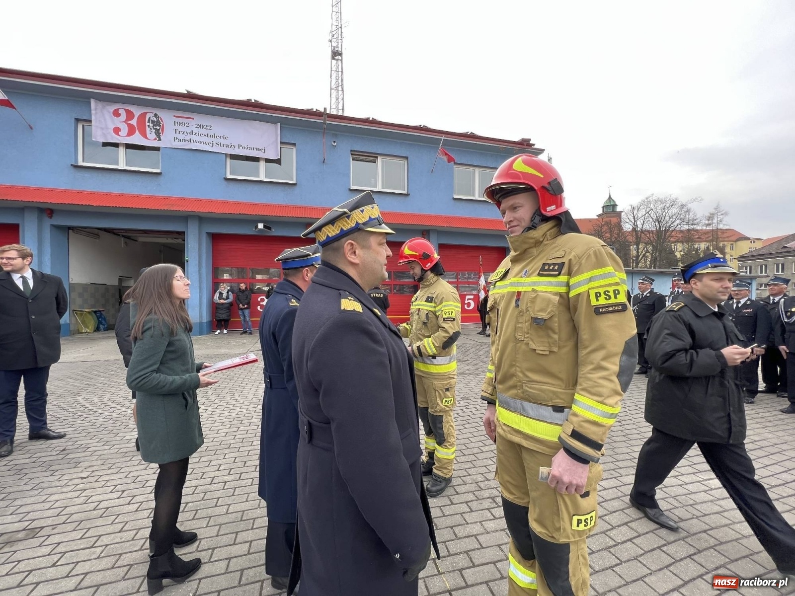 Zdjęcie w galerii na portalu naszraciborz.pl: Wozy przekazane, jednostki włączone, teraz czas na nową komendę [FOTO i WIDEO] wiadomości z regionu