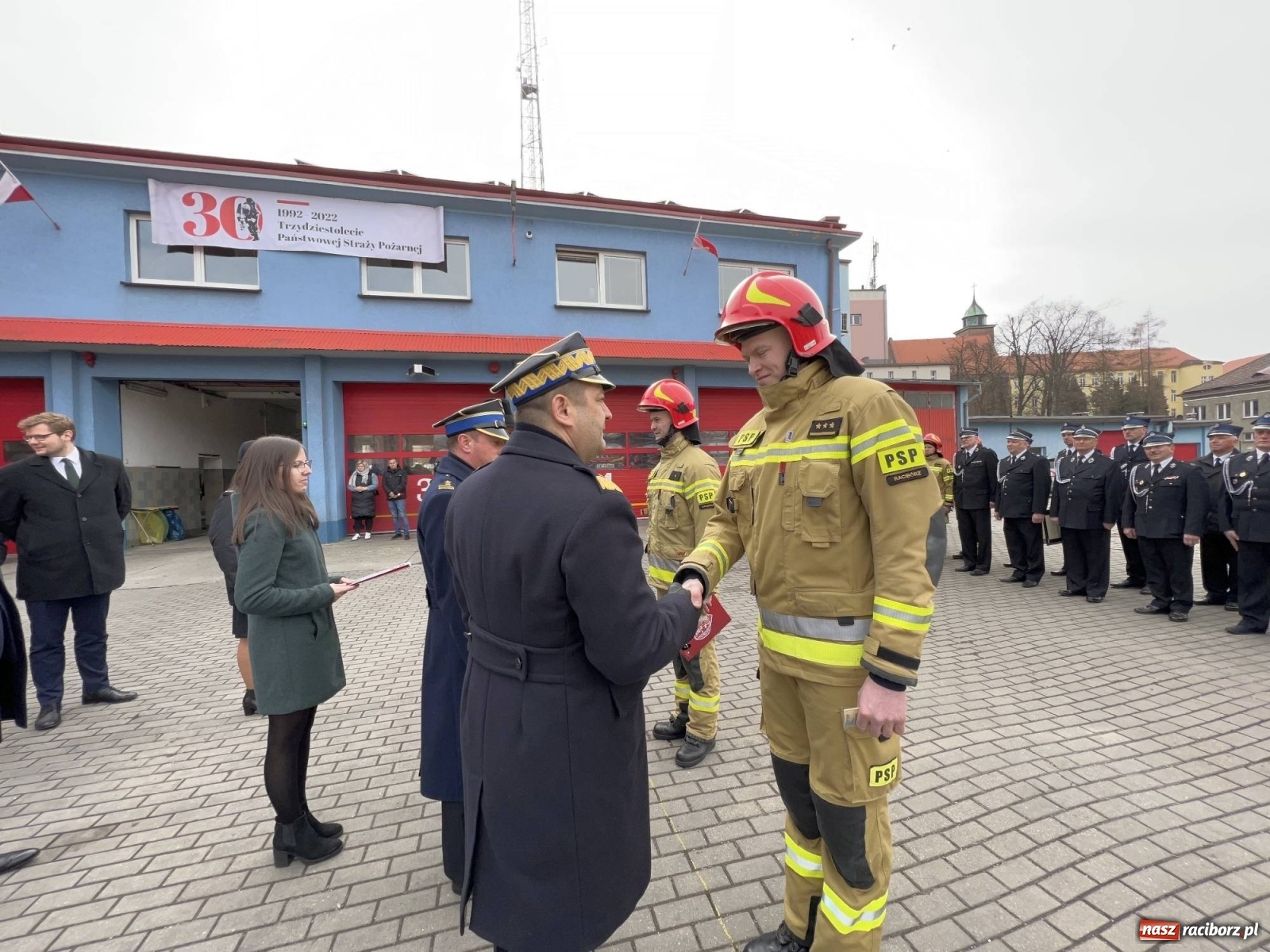 Zdjęcie w galerii na portalu naszraciborz.pl: Wozy przekazane, jednostki włączone, teraz czas na nową komendę [FOTO i WIDEO] wiadomości z regionu