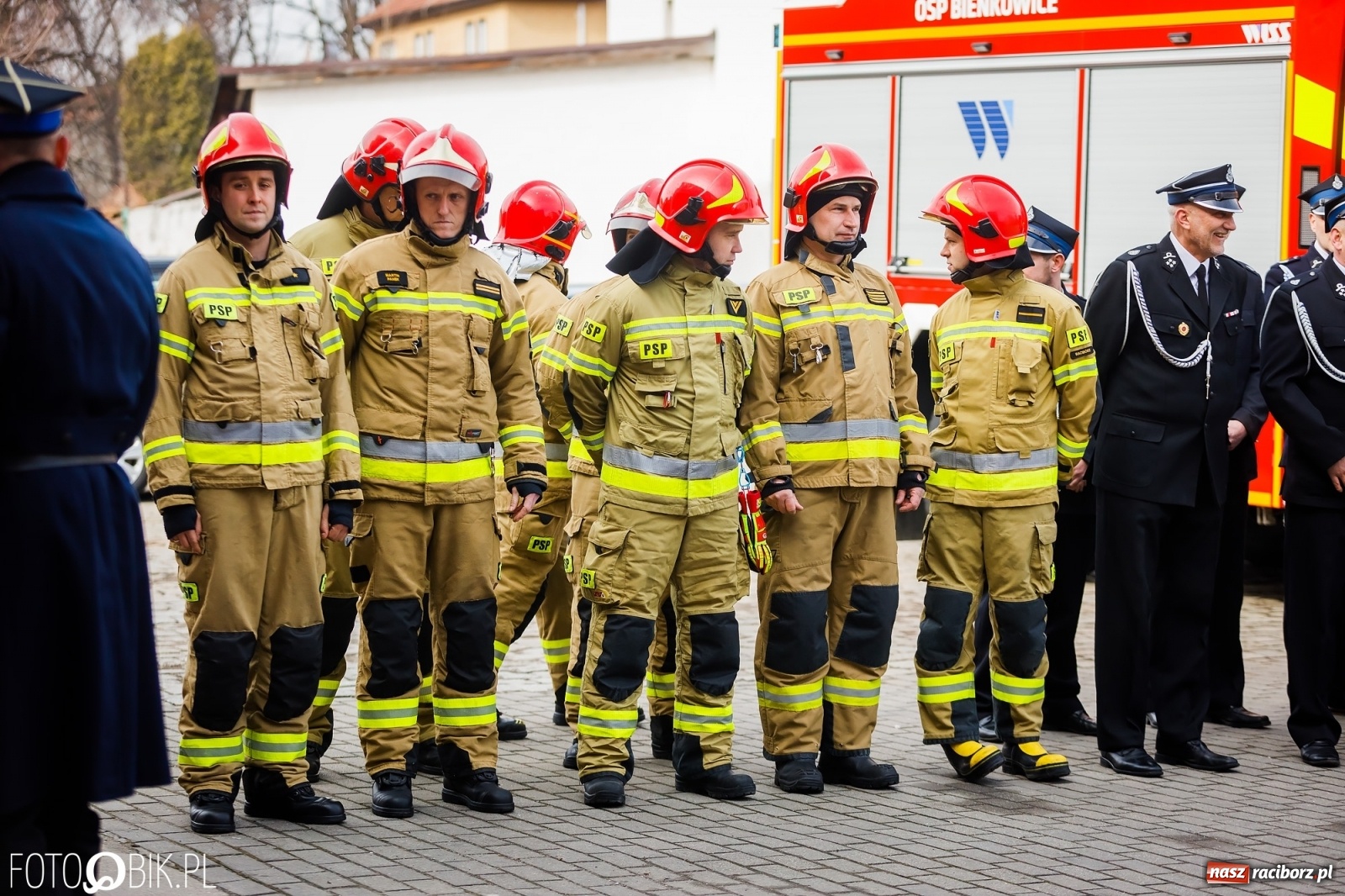 Zdjęcie w galerii na portalu naszraciborz.pl: Wozy przekazane, jednostki włączone, teraz czas na nową komendę [FOTO i WIDEO] wiadomości z regionu
