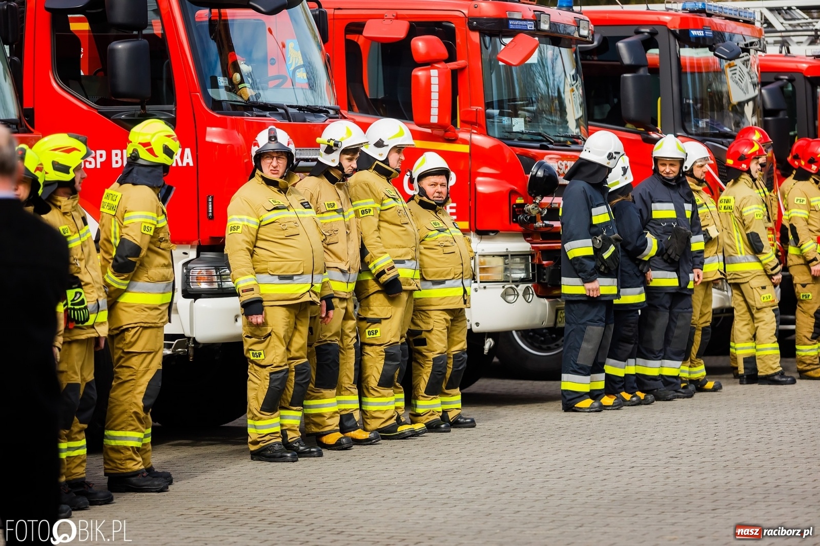 Zdjęcie w galerii na portalu naszraciborz.pl: Wozy przekazane, jednostki włączone, teraz czas na nową komendę [FOTO i WIDEO] wiadomości z regionu