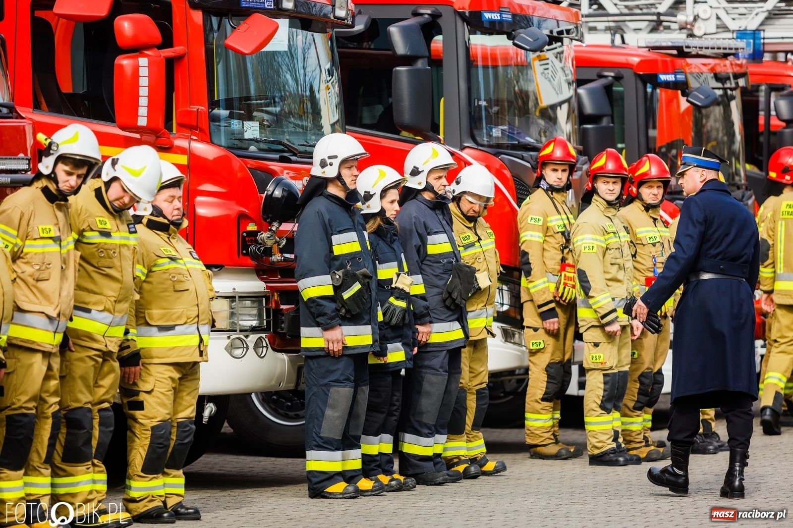 Zdjęcie w galerii na portalu naszraciborz.pl: Wozy przekazane, jednostki włączone, teraz czas na nową komendę [FOTO i WIDEO] wiadomości z regionu
