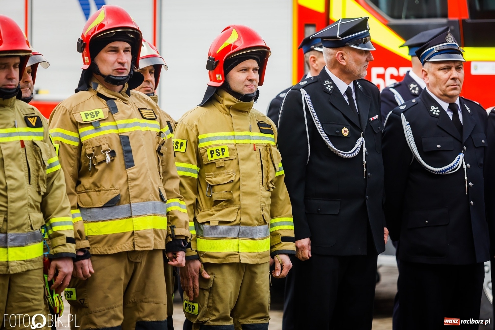 Zdjęcie w galerii na portalu naszraciborz.pl: Wozy przekazane, jednostki włączone, teraz czas na nową komendę [FOTO i WIDEO] wiadomości z regionu