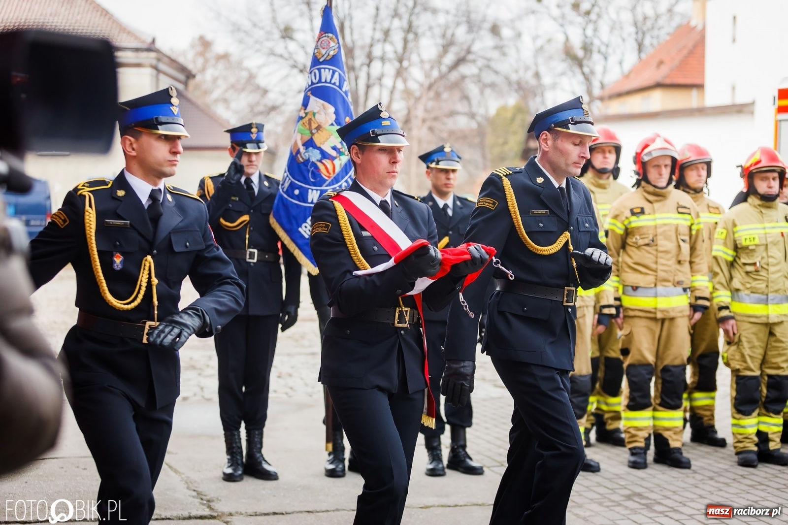 Zdjęcie w galerii na portalu naszraciborz.pl: Wozy przekazane, jednostki włączone, teraz czas na nową komendę [FOTO i WIDEO] wiadomości z regionu