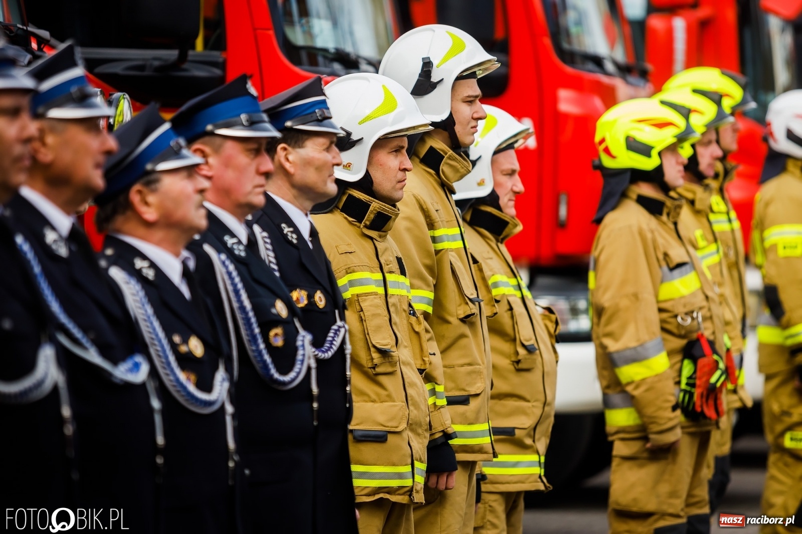 Zdjęcie w galerii na portalu naszraciborz.pl: Wozy przekazane, jednostki włączone, teraz czas na nową komendę [FOTO i WIDEO] wiadomości z regionu