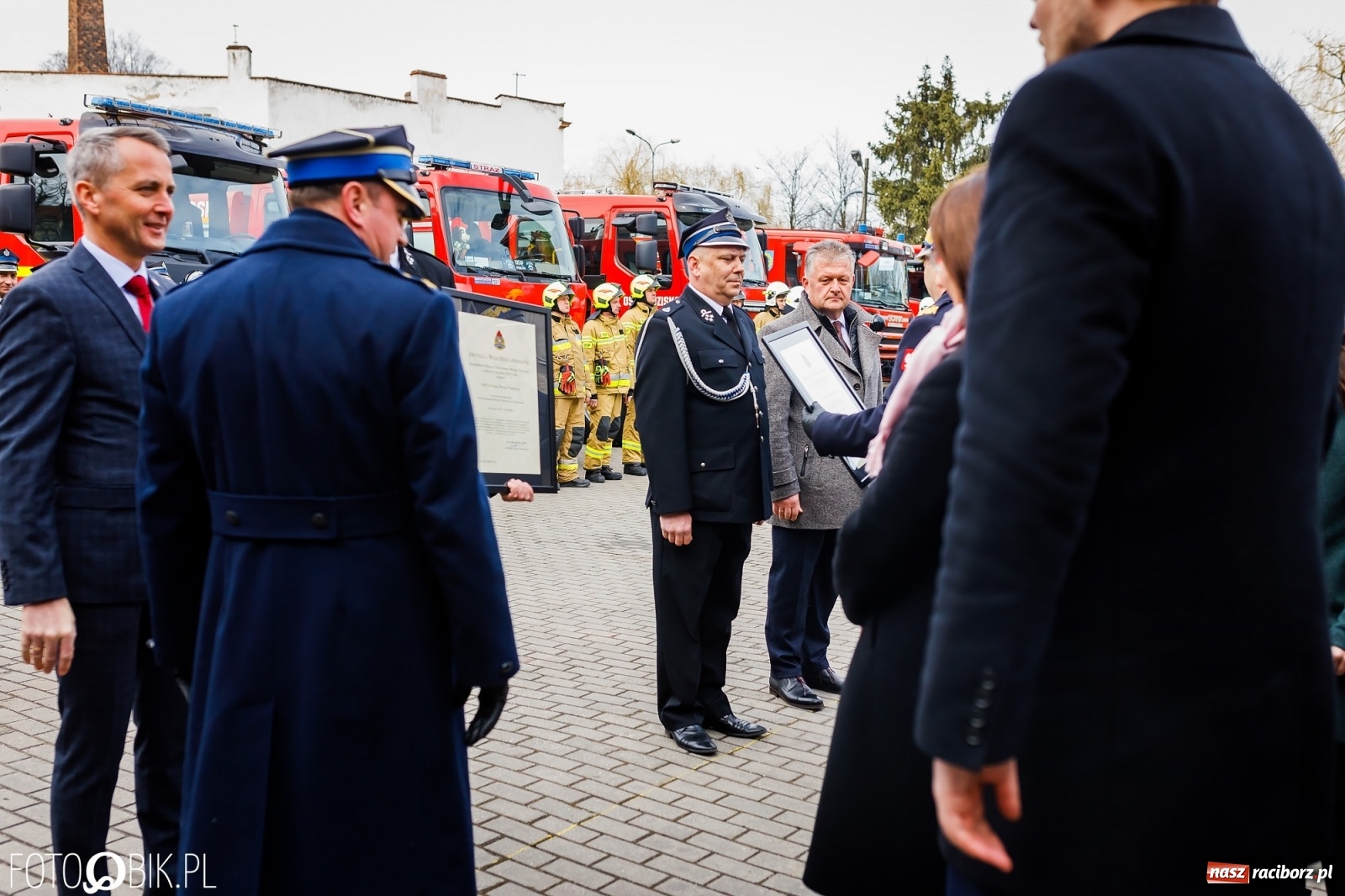 Zdjęcie w galerii na portalu naszraciborz.pl: Wozy przekazane, jednostki włączone, teraz czas na nową komendę [FOTO i WIDEO] wiadomości z regionu