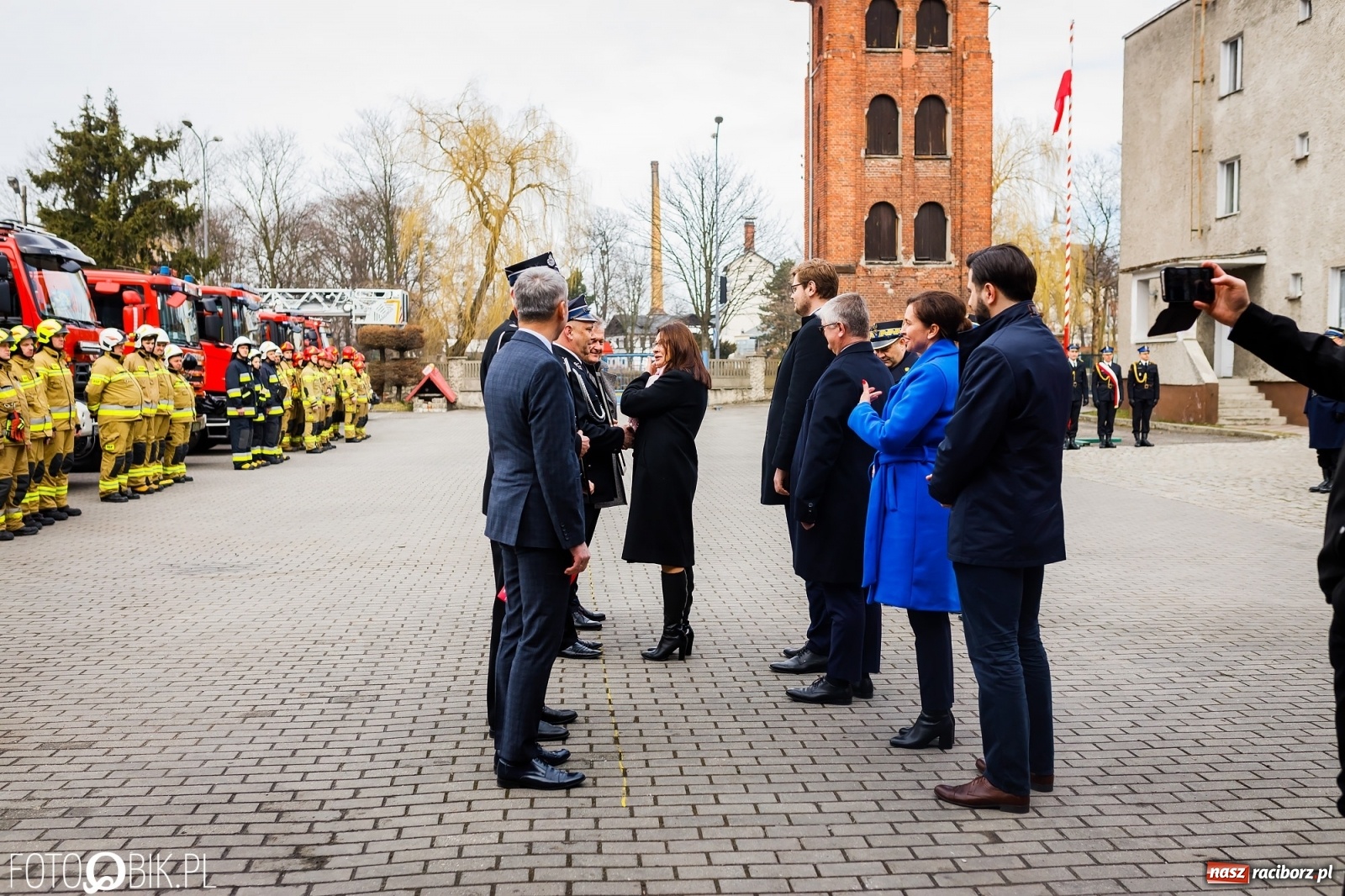 Zdjęcie w galerii na portalu naszraciborz.pl: Wozy przekazane, jednostki włączone, teraz czas na nową komendę [FOTO i WIDEO] wiadomości z regionu