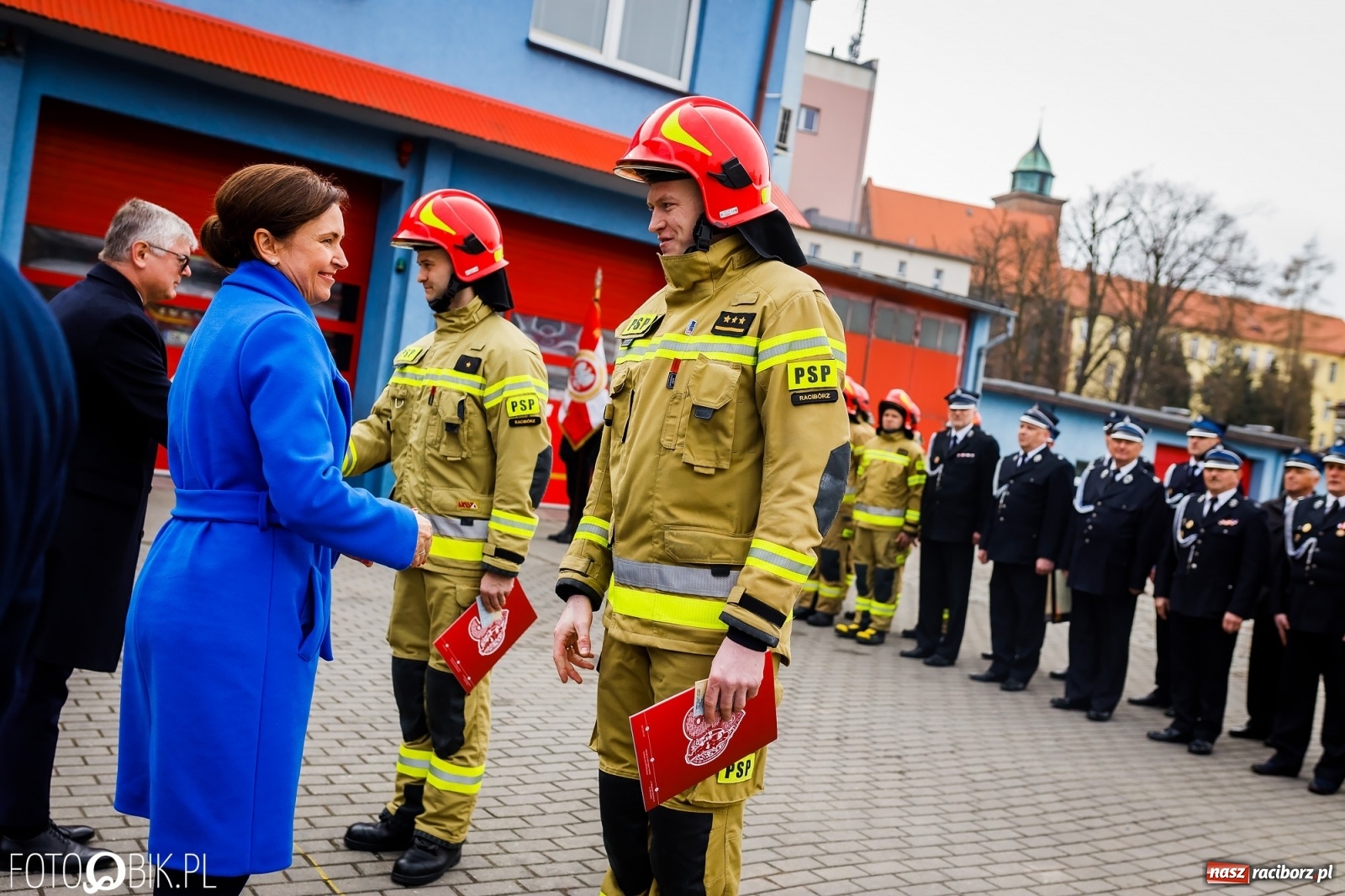 Zdjęcie w galerii na portalu naszraciborz.pl: Wozy przekazane, jednostki włączone, teraz czas na nową komendę [FOTO i WIDEO] wiadomości z regionu