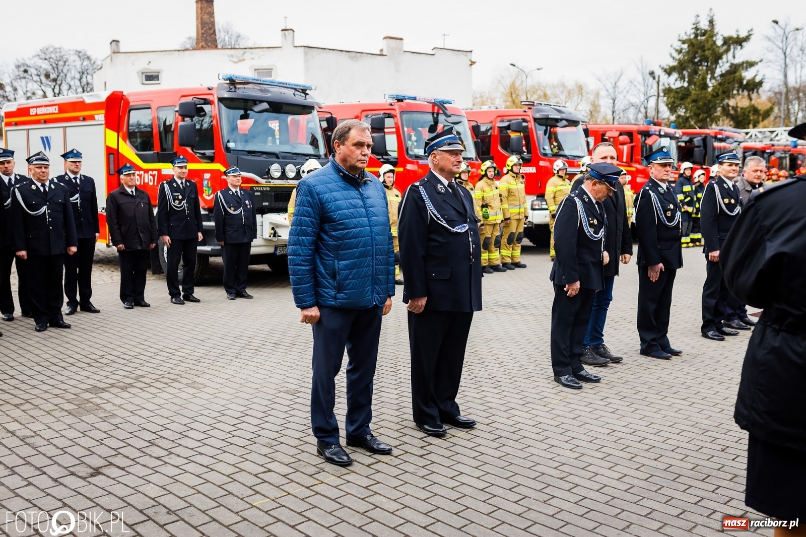 Zdjęcie w galerii na portalu naszraciborz.pl: Wozy przekazane, jednostki włączone, teraz czas na nową komendę [FOTO i WIDEO] wiadomości z regionu