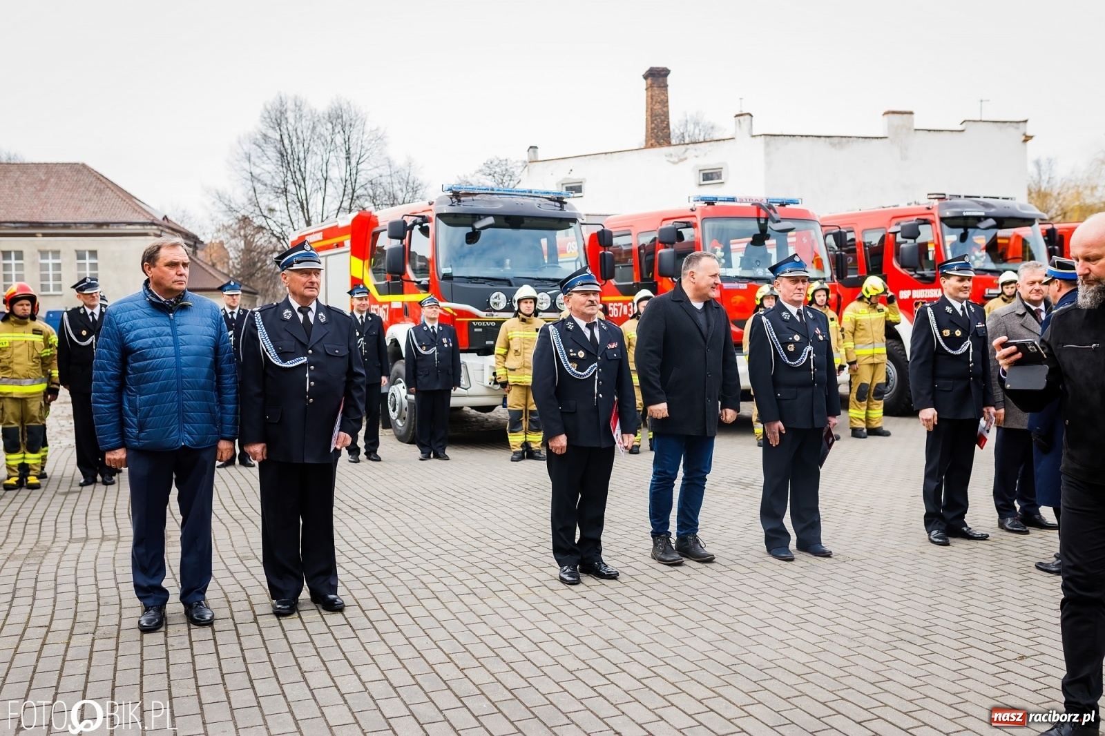 Zdjęcie w galerii na portalu naszraciborz.pl: Wozy przekazane, jednostki włączone, teraz czas na nową komendę [FOTO i WIDEO] wiadomości z regionu