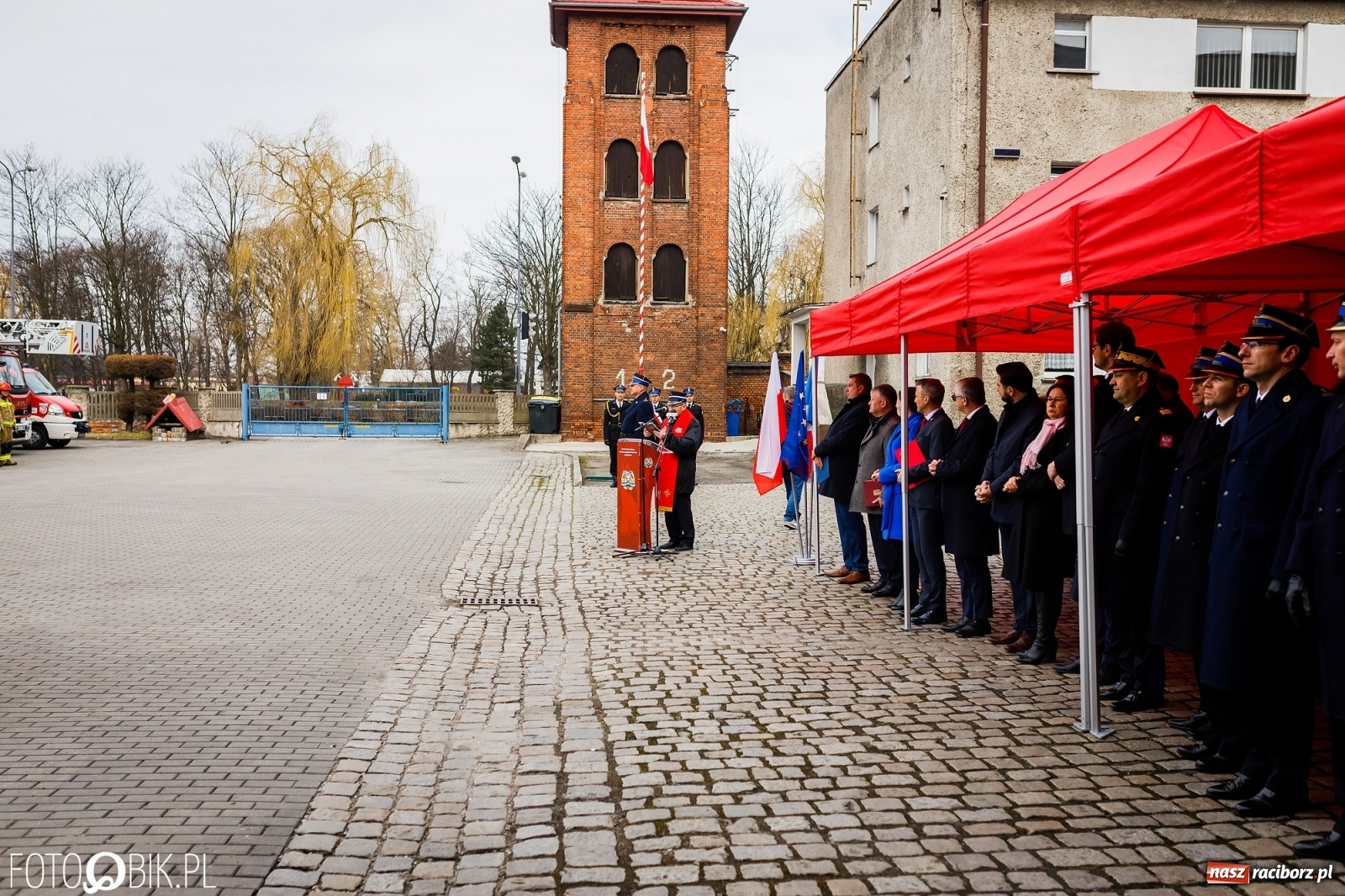 Zdjęcie w galerii na portalu naszraciborz.pl: Wozy przekazane, jednostki włączone, teraz czas na nową komendę [FOTO i WIDEO] wiadomości z regionu