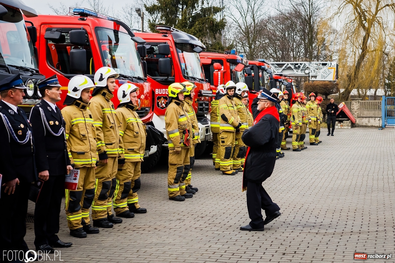 Zdjęcie w galerii na portalu naszraciborz.pl: Wozy przekazane, jednostki włączone, teraz czas na nową komendę [FOTO i WIDEO] wiadomości z regionu