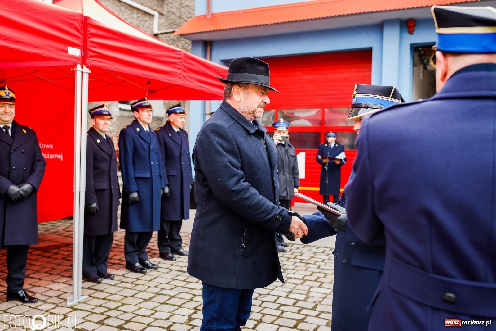 Zdjęcie w galerii na portalu naszraciborz.pl: Wozy przekazane, jednostki włączone, teraz czas na nową komendę [FOTO i WIDEO] wiadomości z regionu