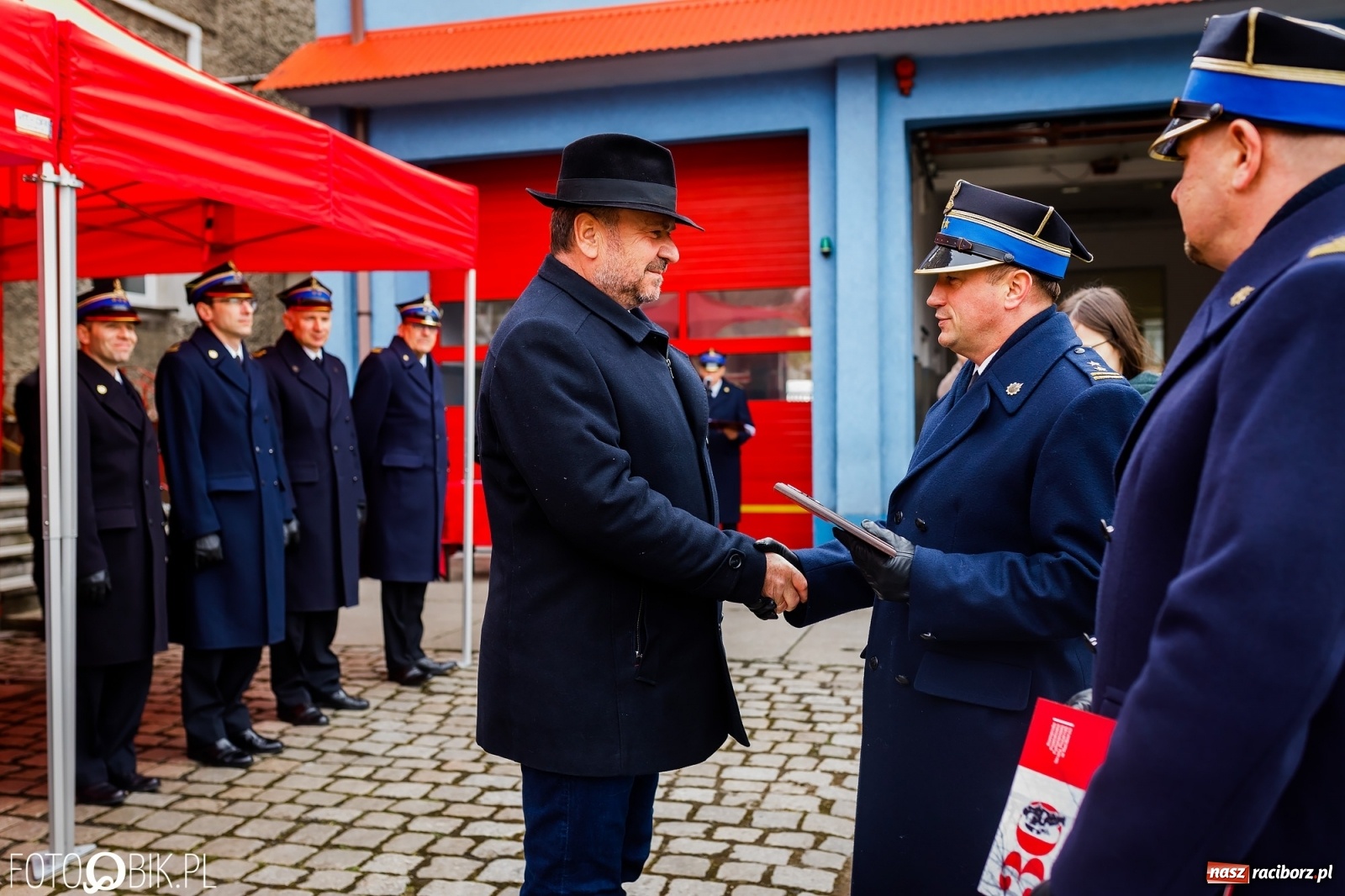 Zdjęcie w galerii na portalu naszraciborz.pl: Wozy przekazane, jednostki włączone, teraz czas na nową komendę [FOTO i WIDEO] wiadomości z regionu