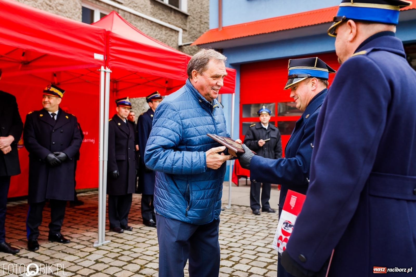 Zdjęcie w galerii na portalu naszraciborz.pl: Wozy przekazane, jednostki włączone, teraz czas na nową komendę [FOTO i WIDEO] wiadomości z regionu