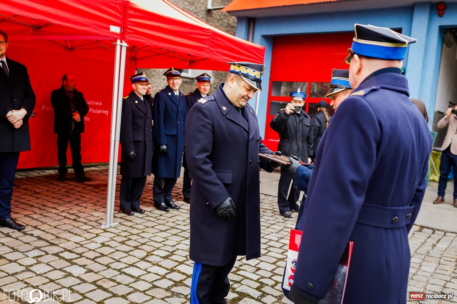 Zdjęcie w galerii na portalu naszraciborz.pl: Wozy przekazane, jednostki włączone, teraz czas na nową komendę [FOTO i WIDEO] wiadomości z regionu