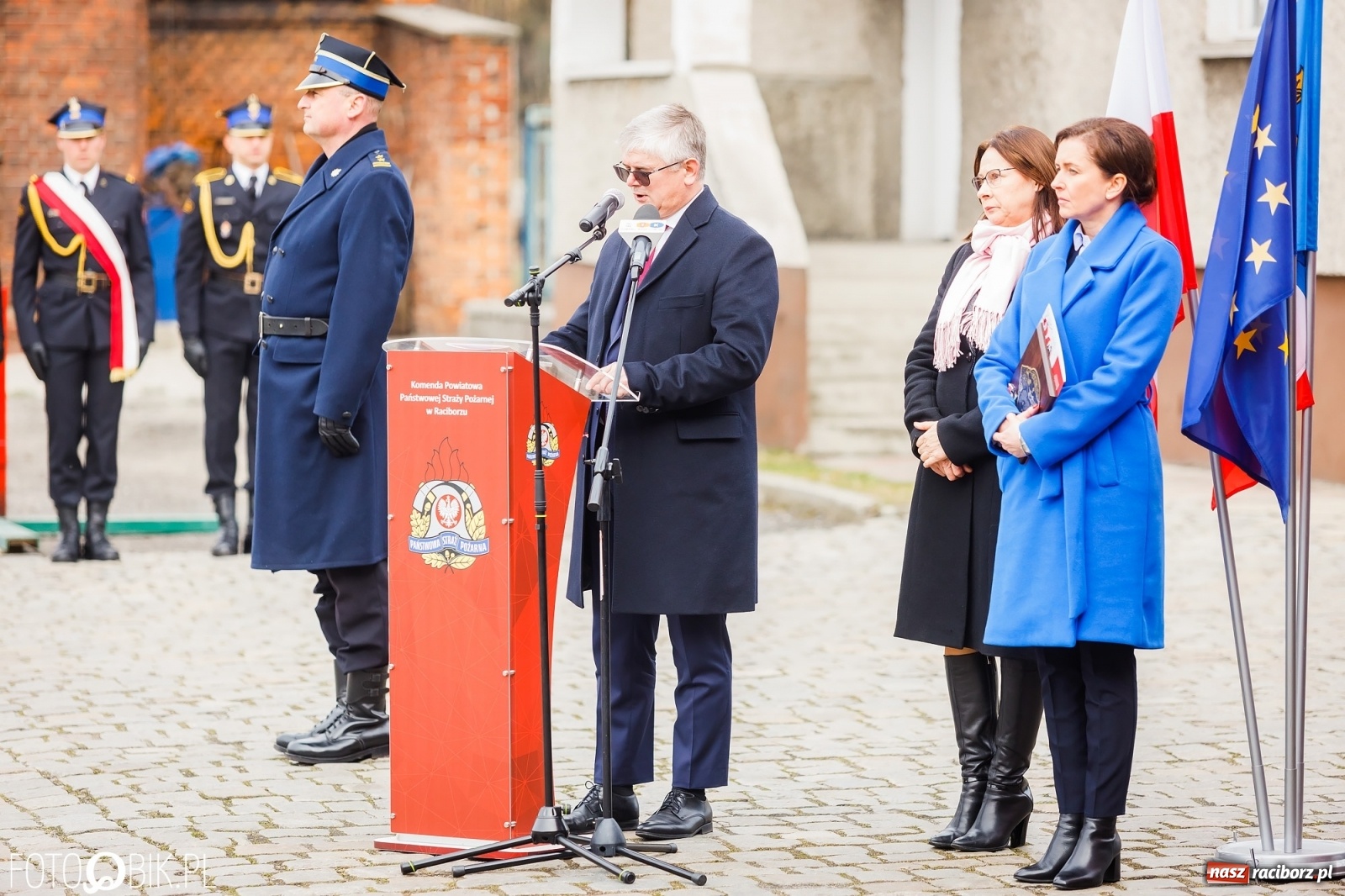 Zdjęcie w galerii na portalu naszraciborz.pl: Wozy przekazane, jednostki włączone, teraz czas na nową komendę [FOTO i WIDEO] wiadomości z regionu