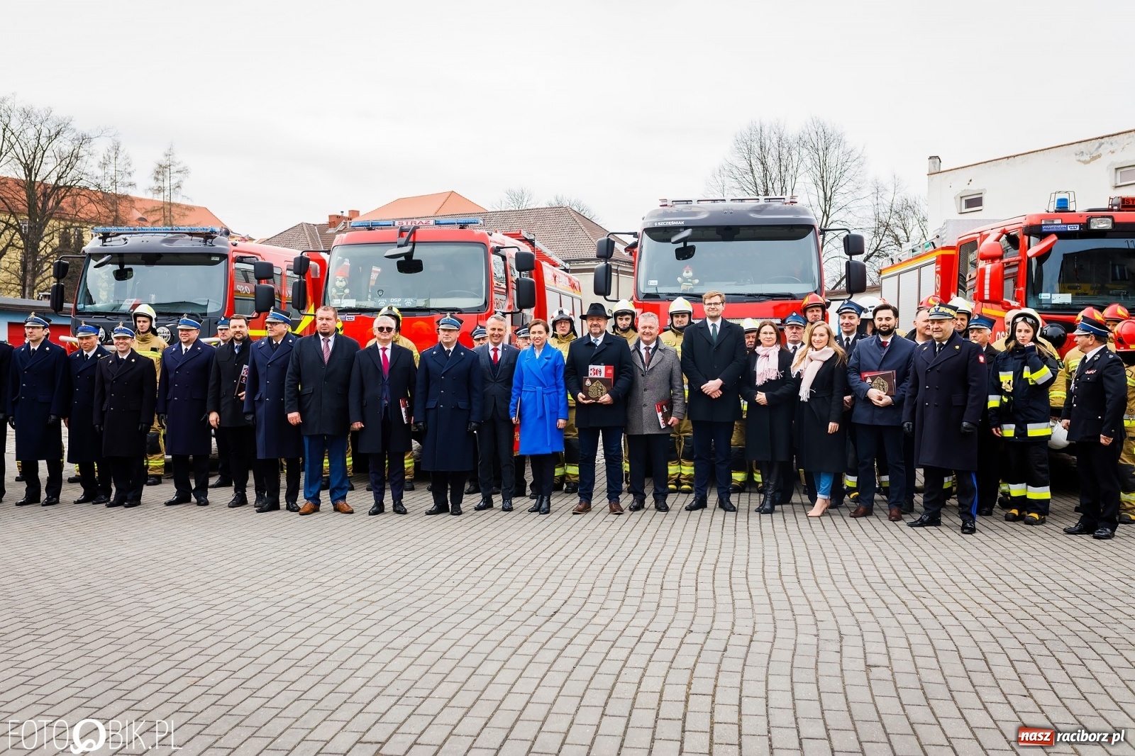 Zdjęcie w galerii na portalu naszraciborz.pl: Wozy przekazane, jednostki włączone, teraz czas na nową komendę [FOTO i WIDEO] wiadomości z regionu