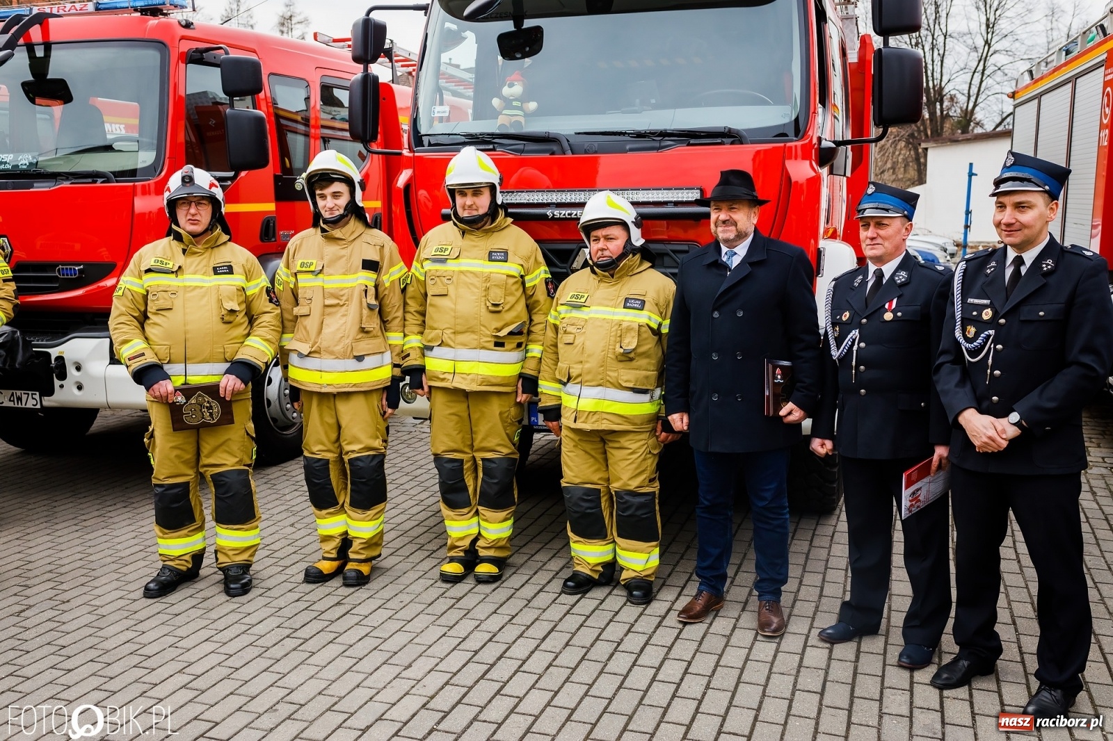 Zdjęcie w galerii na portalu naszraciborz.pl: Wozy przekazane, jednostki włączone, teraz czas na nową komendę [FOTO i WIDEO] wiadomości z regionu