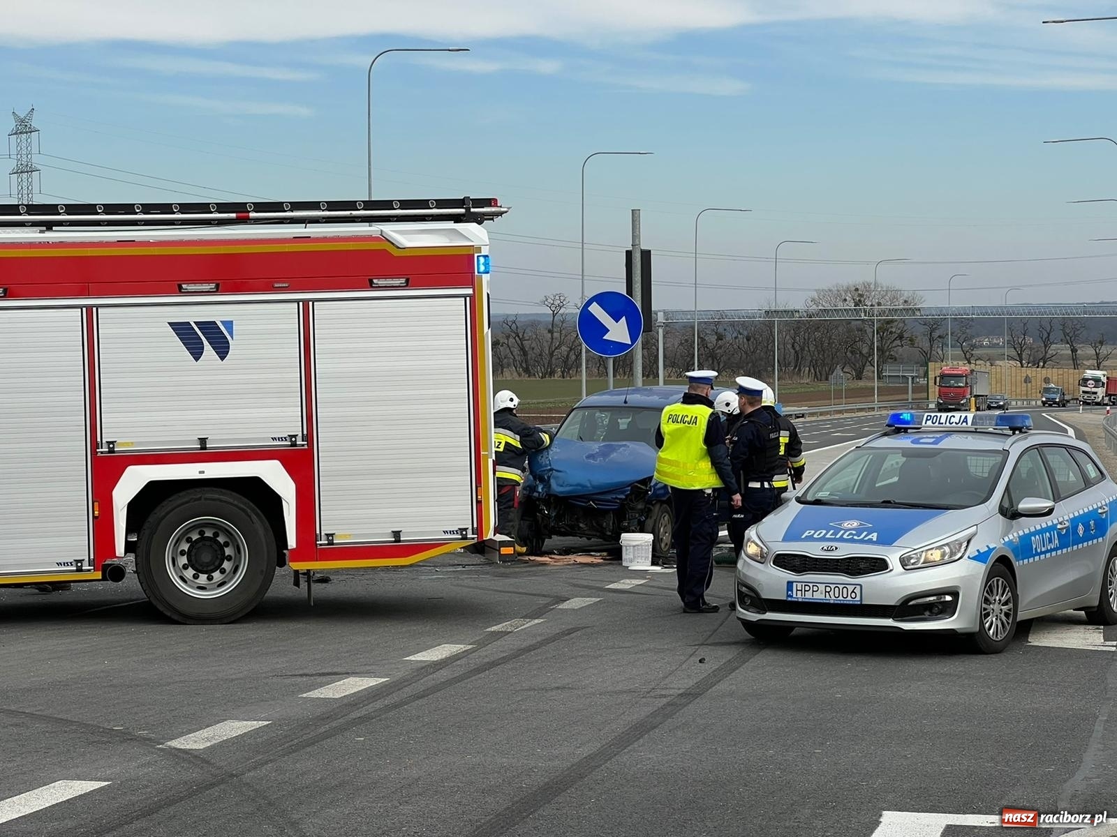 Zdjęcie w galerii na portalu naszraciborz.pl: Zderzenie citroena i skody na wschodniej obwodnicy Raciborza [FOTO]  wiadomości z regionu