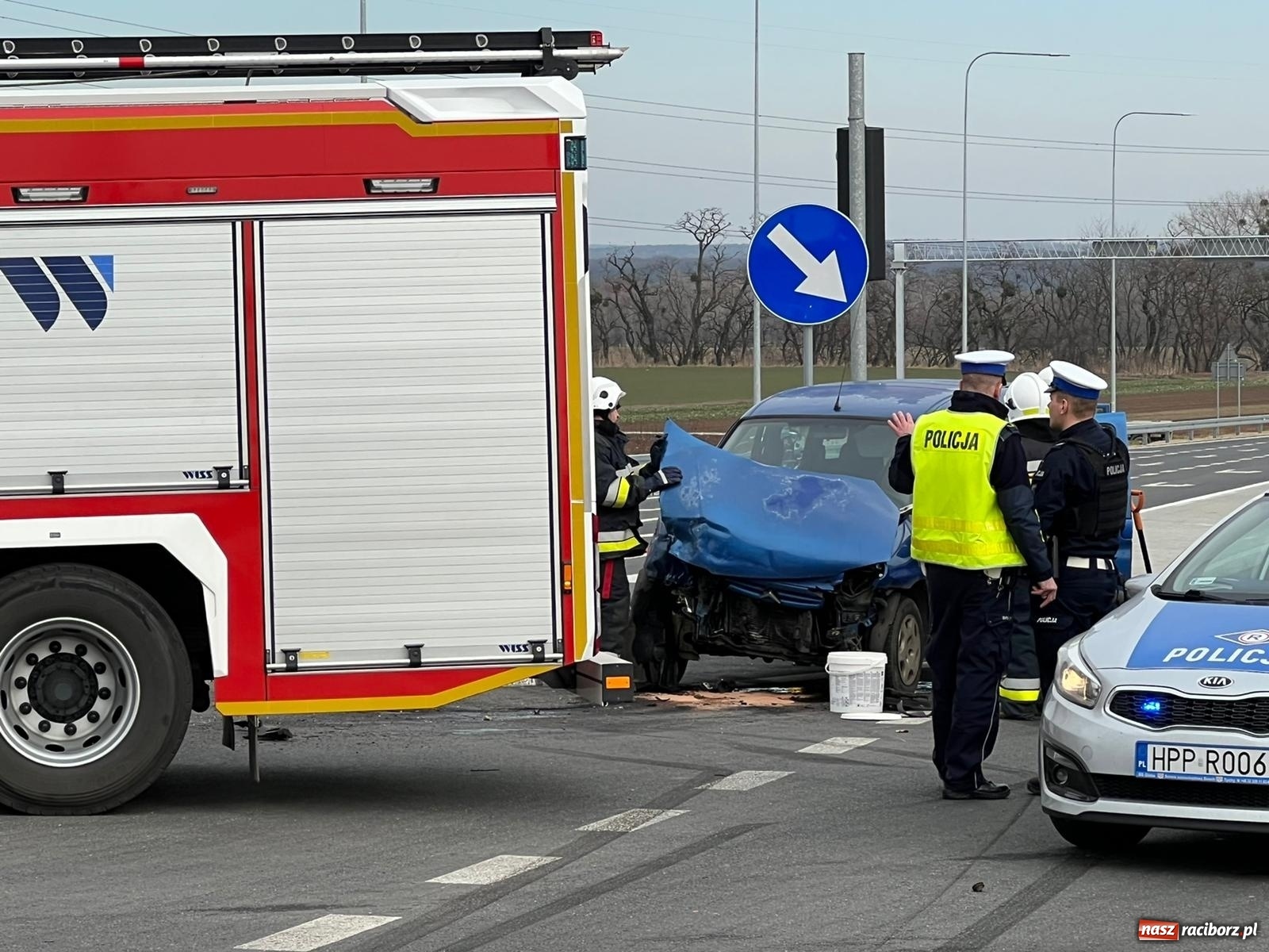 Zdjęcie w galerii na portalu naszraciborz.pl: Zderzenie citroena i skody na wschodniej obwodnicy Raciborza [FOTO]  wiadomości z regionu