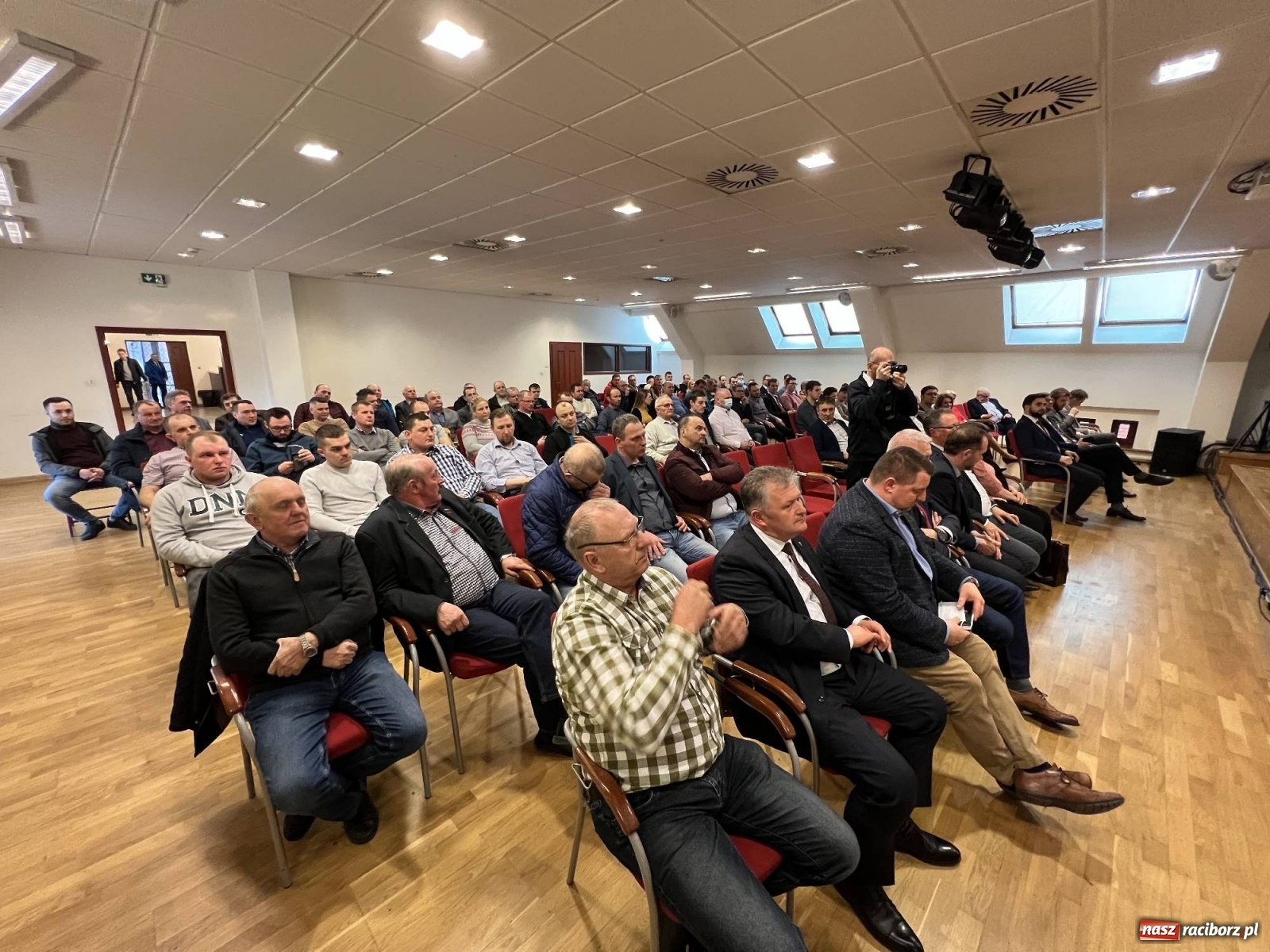 Zdjęcie w galerii na portalu naszraciborz.pl: O głodzie ziemi z wiceministrem na raciborskim zamku wiadomości z regionu