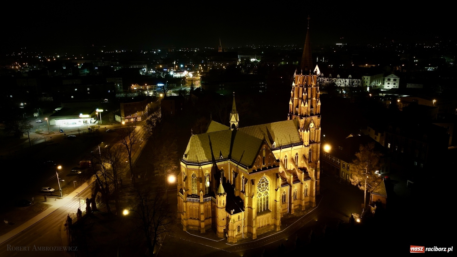 Zdjęcie w galerii na portalu naszraciborz.pl: Wyjątkowe zdjęcia perły raciborskiego neogotyku [FOTO] wiadomości z regionu